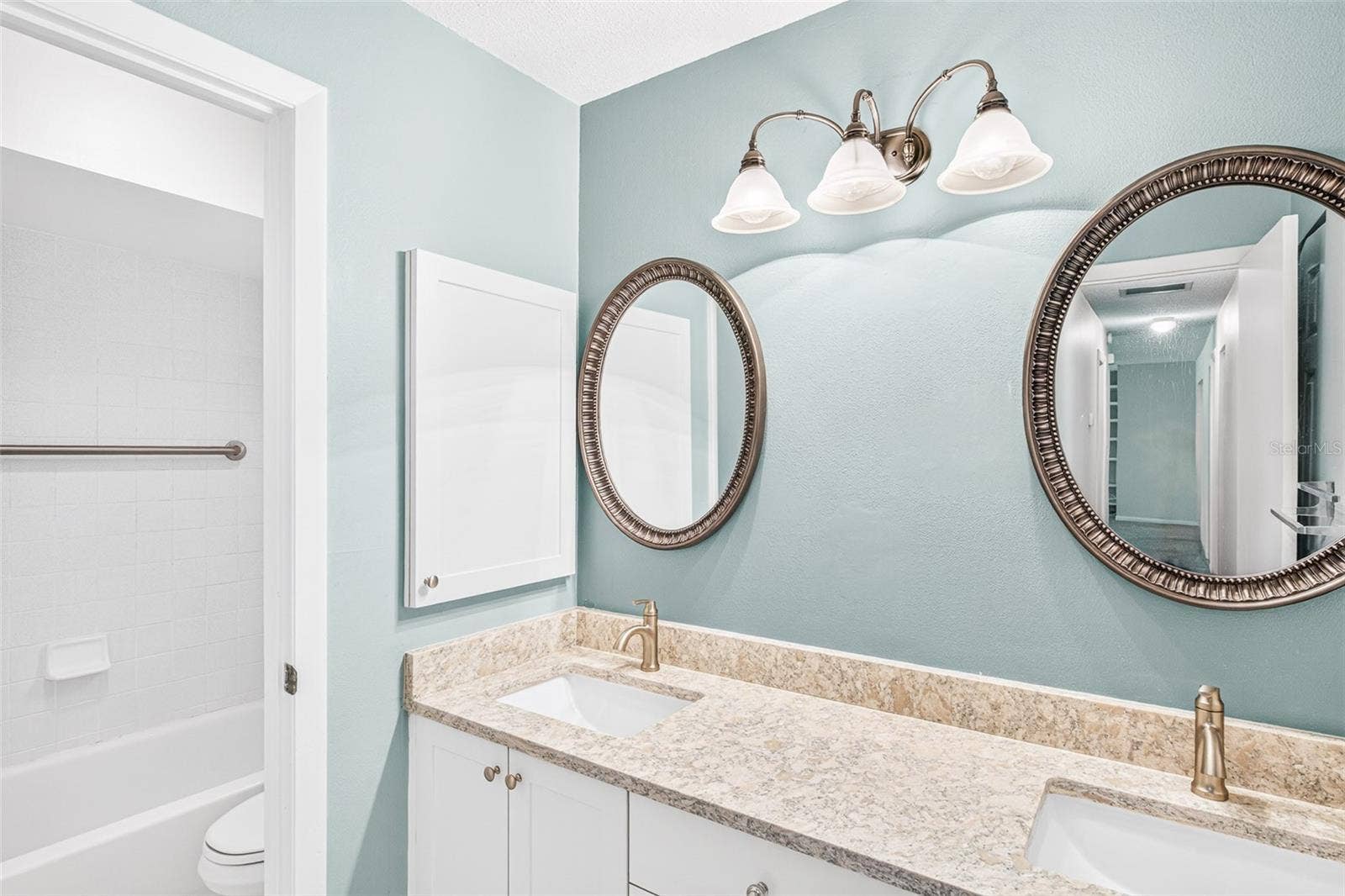 301 VALENCIA COURT, Winter Garden, FL 34787 Bathroom 2