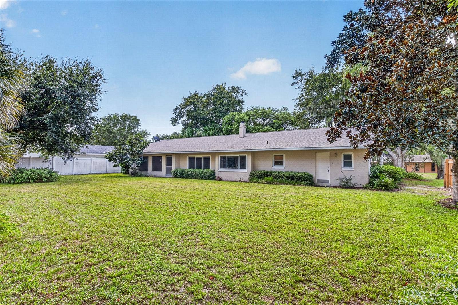 301 VALENCIA COURT, Winter Garden, FL 34787 Backyard 2