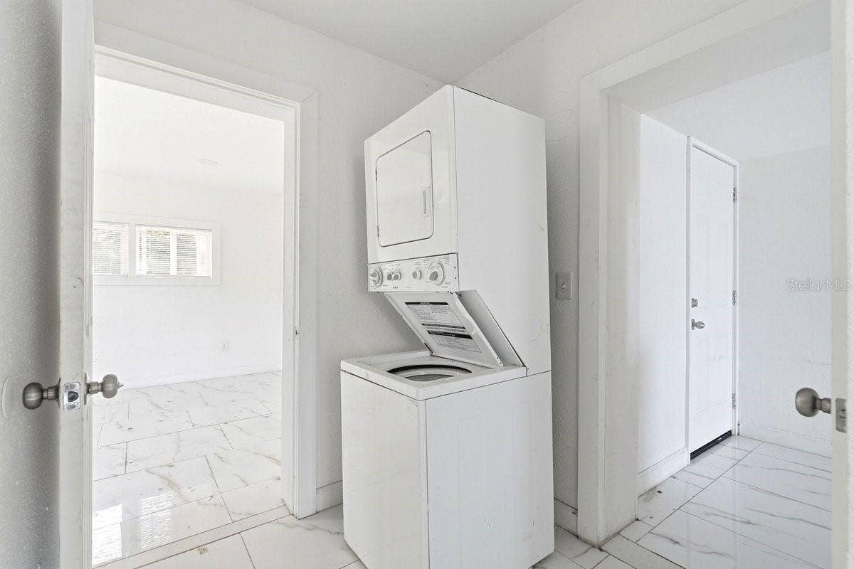 5202 RIVERSIDE DRIVE, Port Orange, FL 32127 5202 RIVERSIDE DRIVE, Port Orange, FL 32127