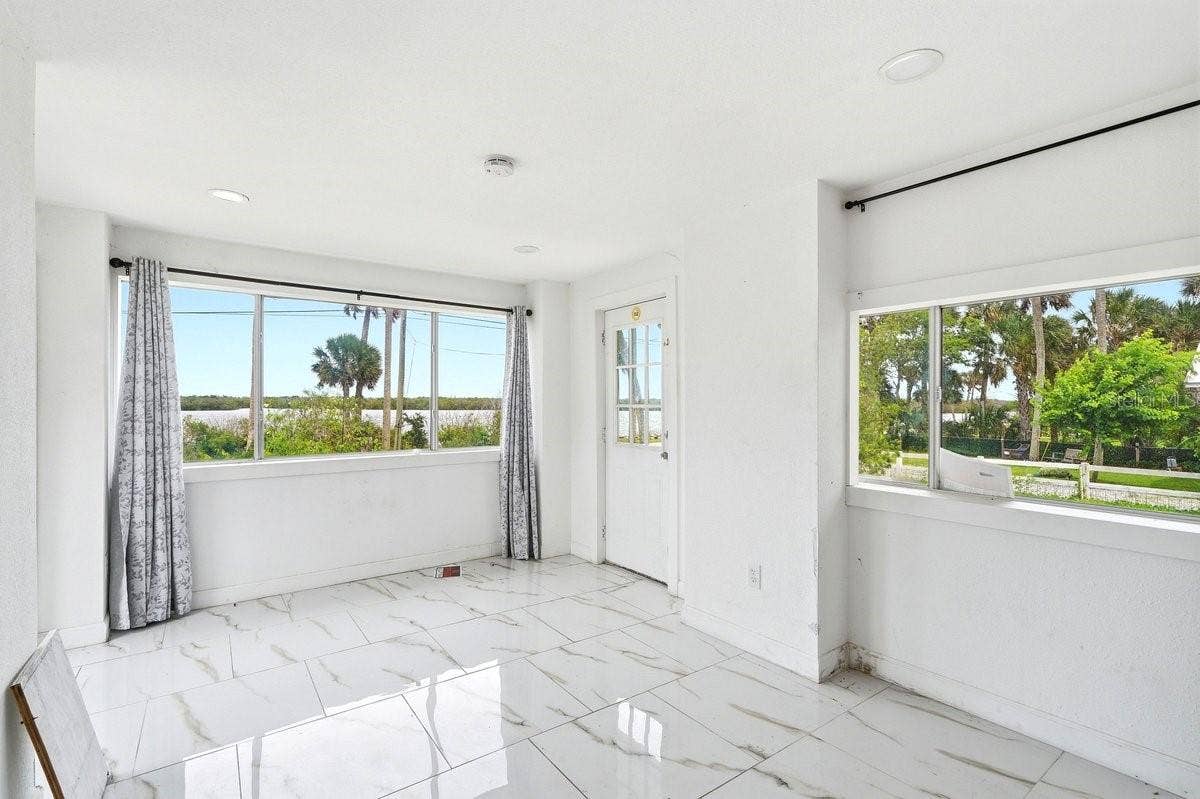 5202 RIVERSIDE DRIVE, Port Orange, FL 32127 5202 RIVERSIDE DRIVE, Port Orange, FL 32127