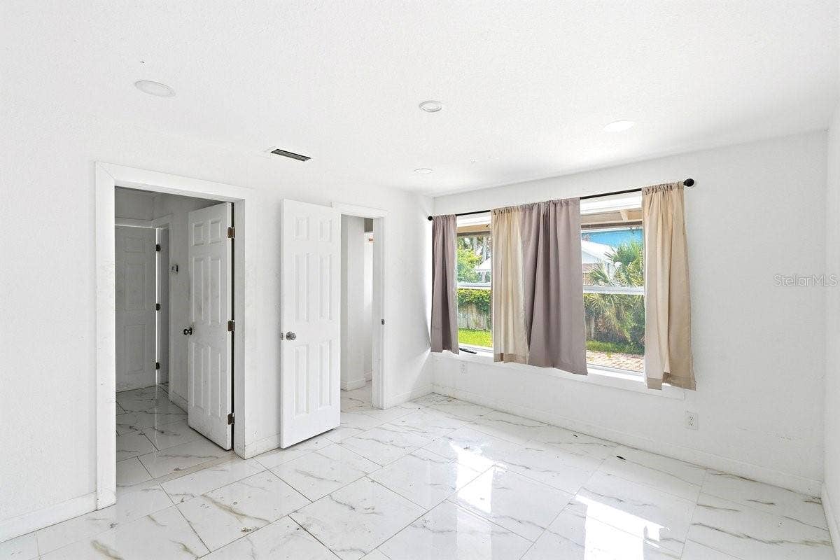 5202 RIVERSIDE DRIVE, Port Orange, FL 32127 5202 RIVERSIDE DRIVE, Port Orange, FL 32127