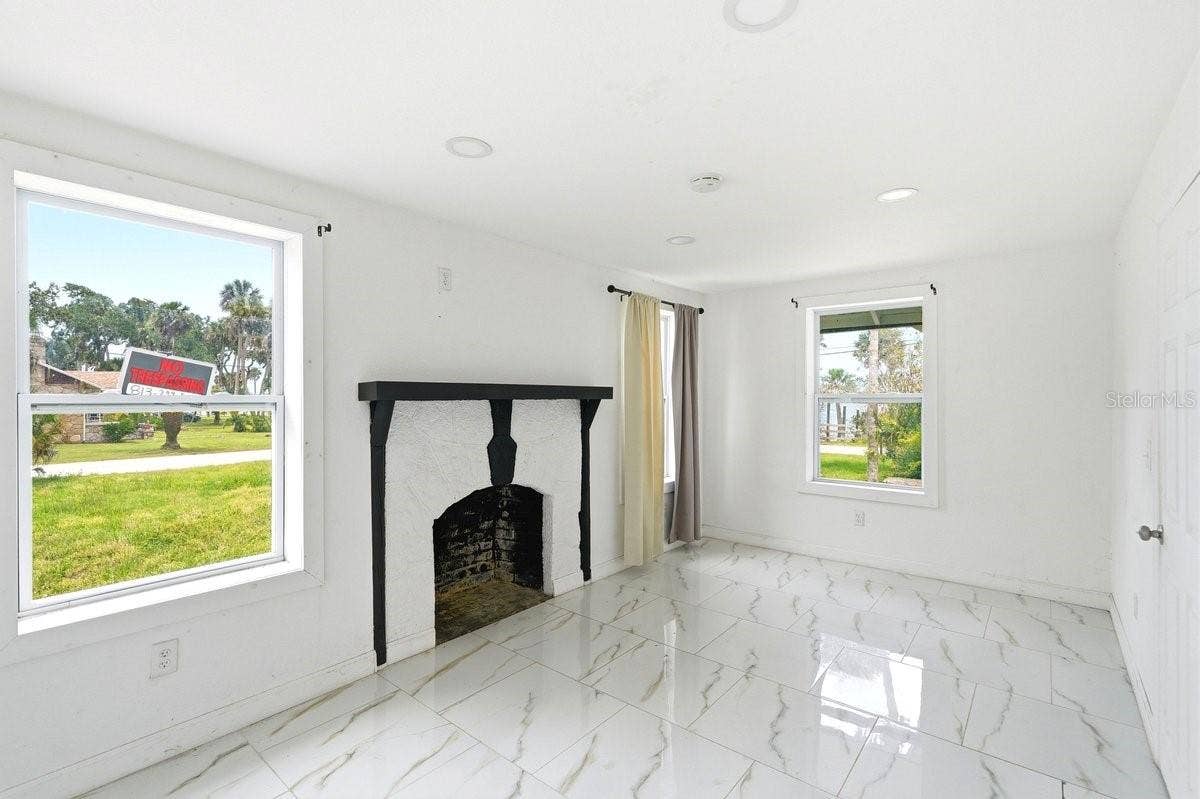 5202 RIVERSIDE DRIVE, Port Orange, FL 32127 5202 RIVERSIDE DRIVE, Port Orange, FL 32127
