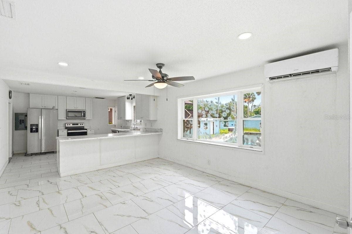 5202 RIVERSIDE DRIVE, Port Orange, FL 32127 5202 RIVERSIDE DRIVE, Port Orange, FL 32127