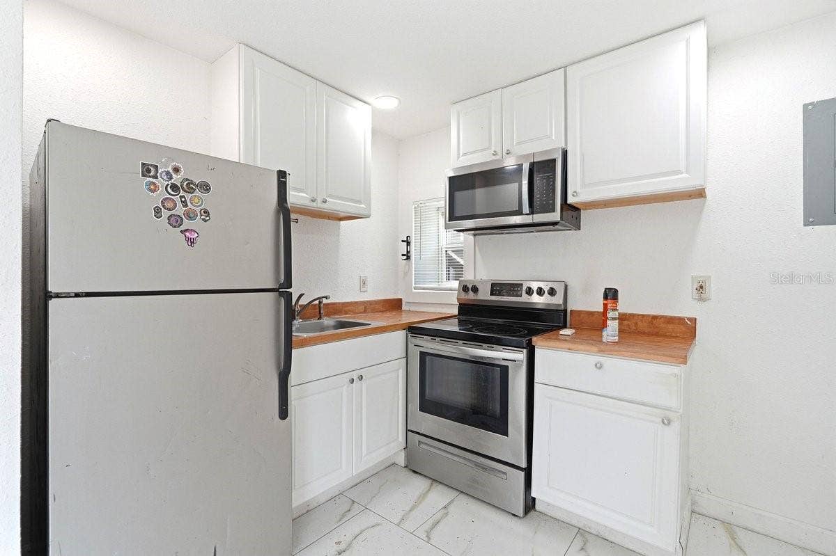 5202 RIVERSIDE DRIVE, Port Orange, FL 32127 5202 RIVERSIDE DRIVE, Port Orange, FL 32127