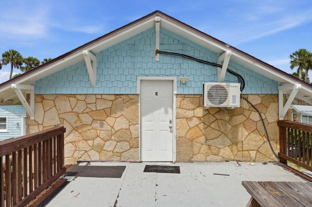 5202 RIVERSIDE DRIVE, Port Orange, FL 32127 5202 RIVERSIDE DRIVE, Port Orange, FL 32127