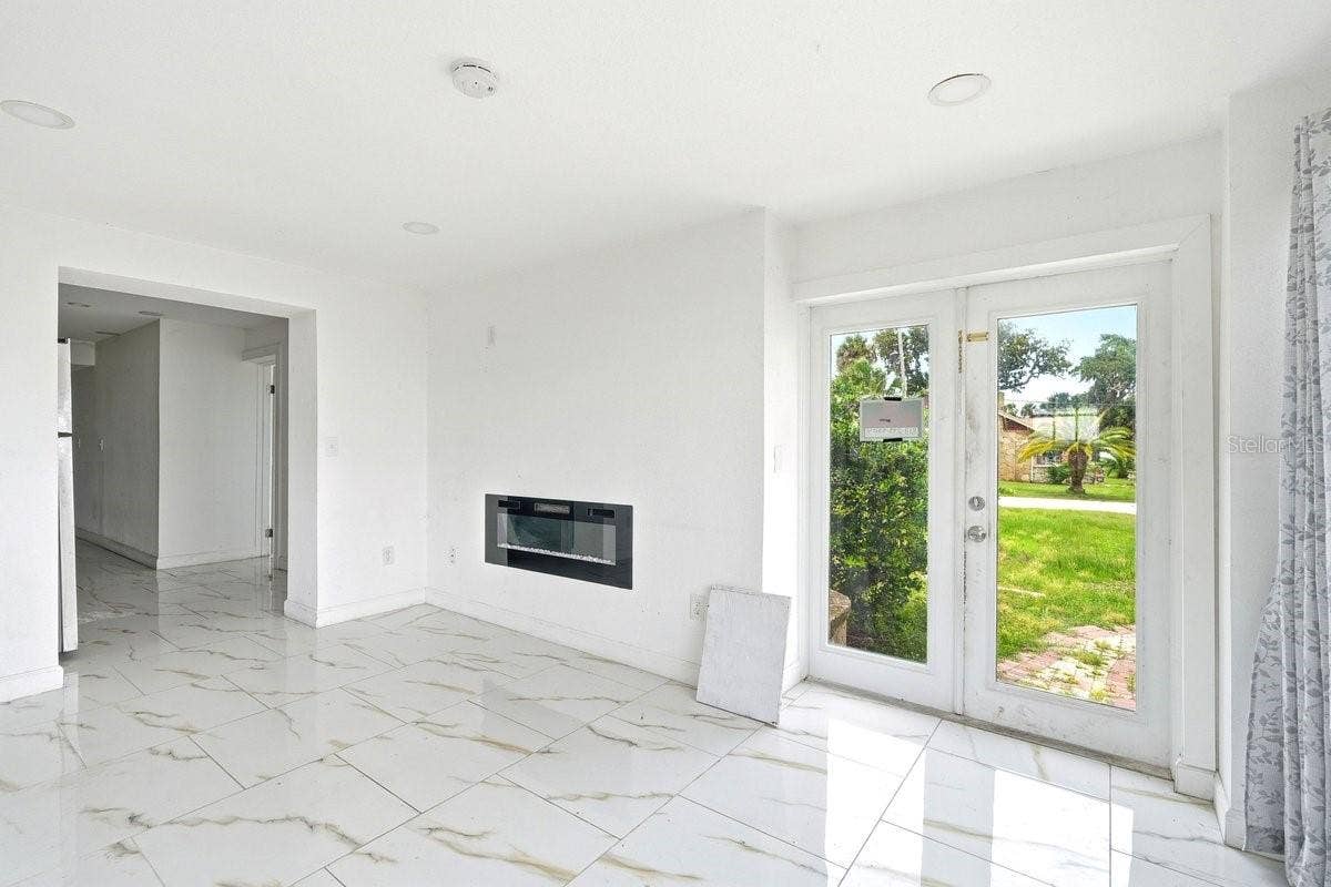 5202 RIVERSIDE DRIVE, Port Orange, FL 32127 5202 RIVERSIDE DRIVE, Port Orange, FL 32127