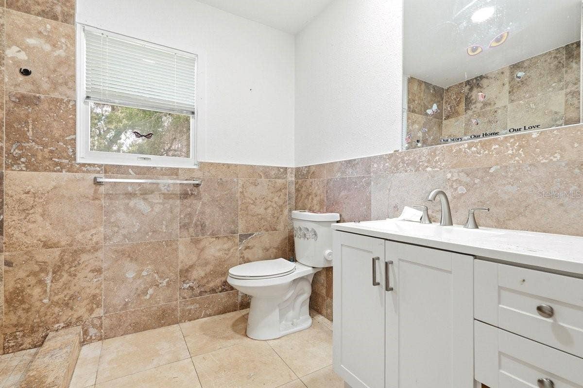 5202 RIVERSIDE DRIVE, Port Orange, FL 32127 5202 RIVERSIDE DRIVE, Port Orange, FL 32127