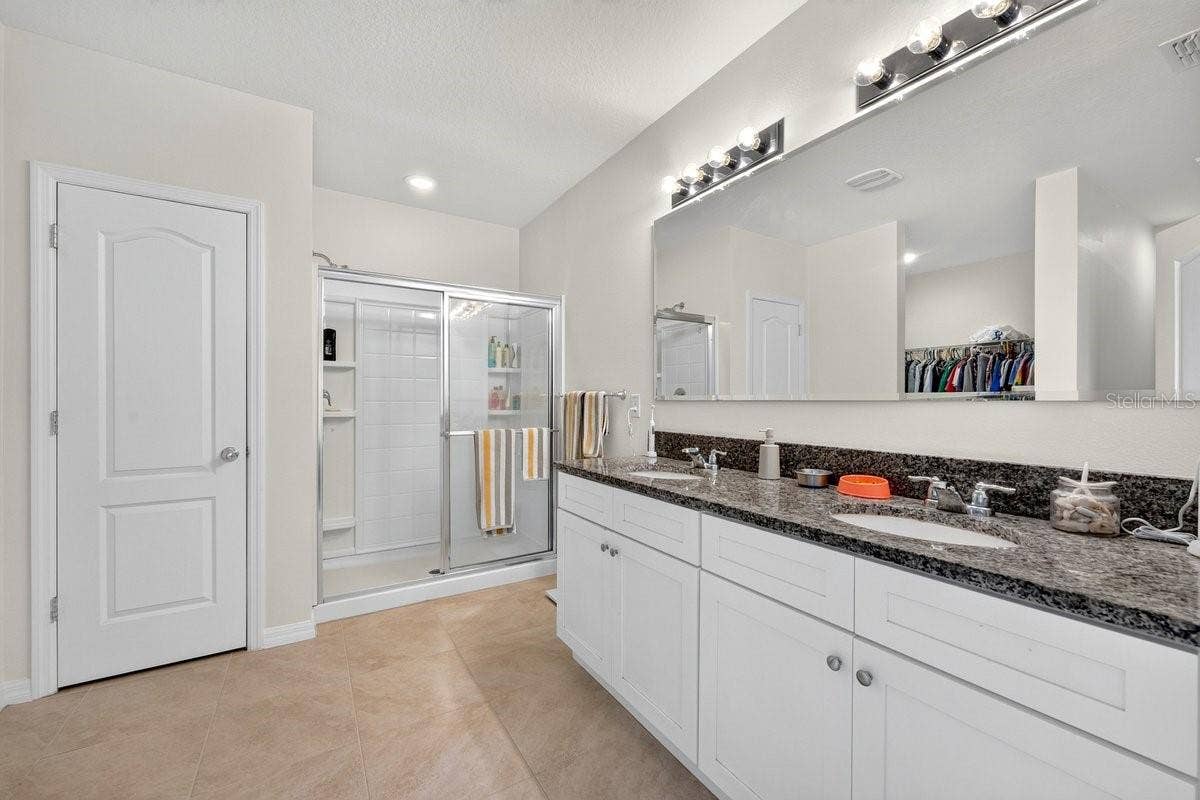 5349 SANDPINE HAVEN LANE, Port Orange, FL 32128 5349 SANDPINE HAVEN LANE, Port Orange, FL 32128