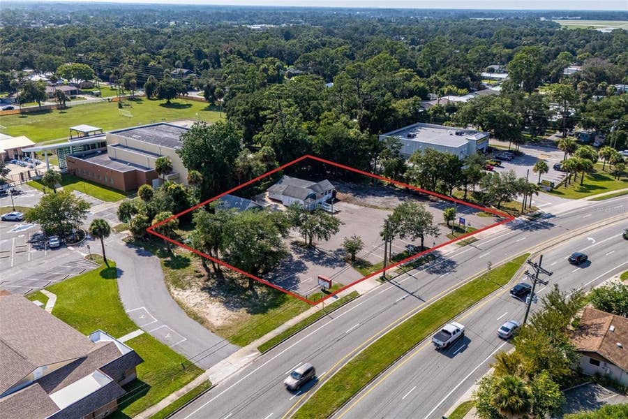 Property photo for 1042 N DIXIE FREEWAY, New Smyrna Beach, FL
