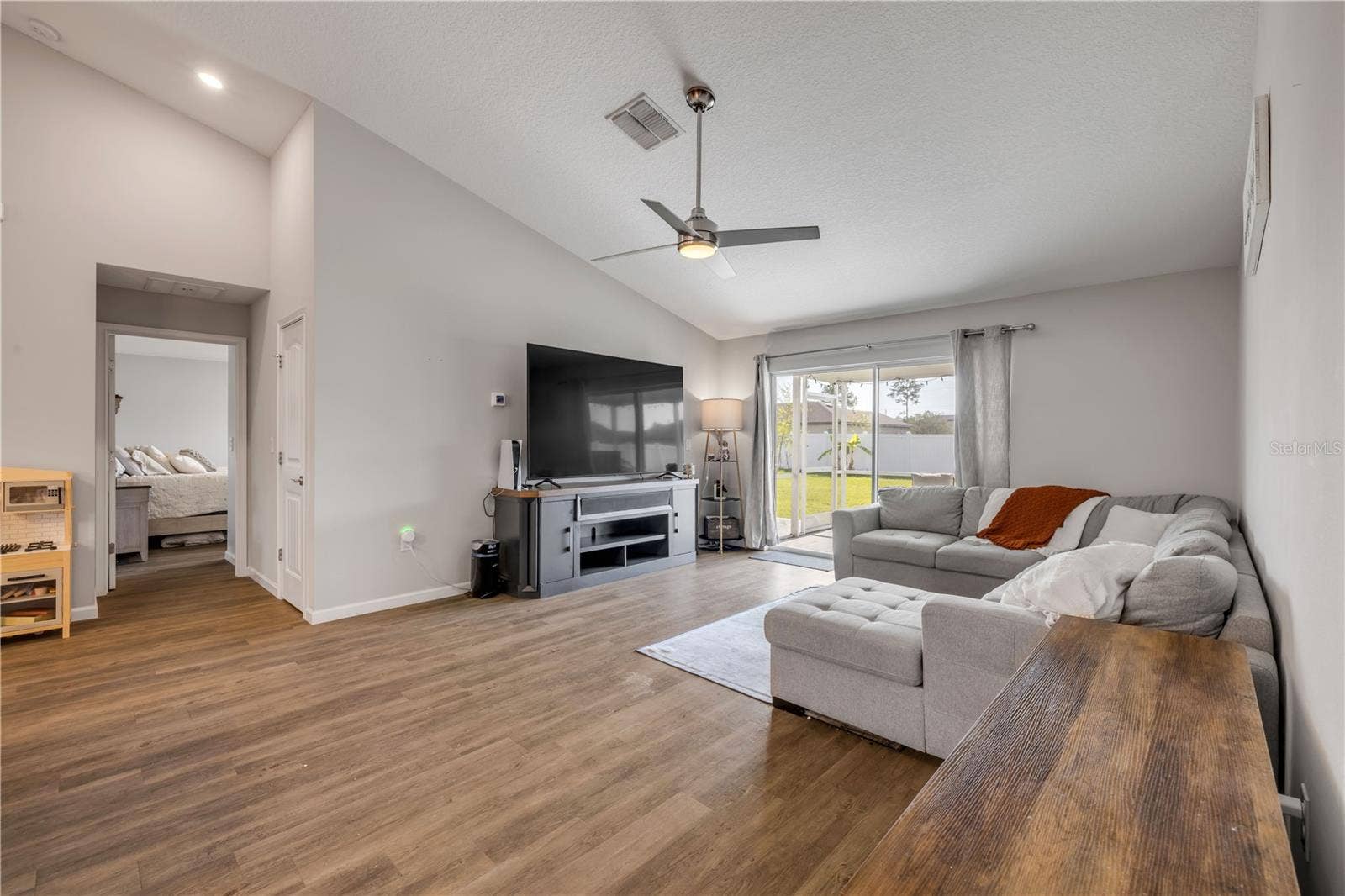 29 ROCKING HORSE DRIVE, Palm Coast, FL 32164 29 ROCKING HORSE DRIVE, Palm Coast, FL 32164