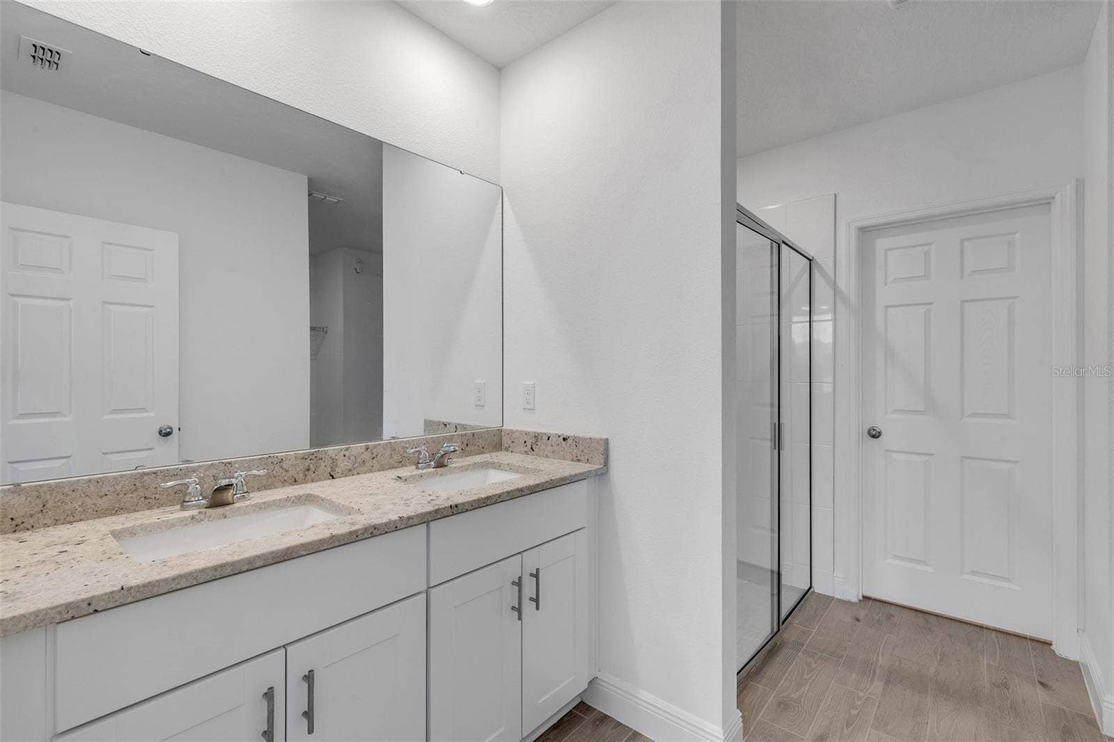 145 LINKS TERRACE BOULEVARD, Daytona Beach, FL 32124 Primary Bath- Dual Vanities