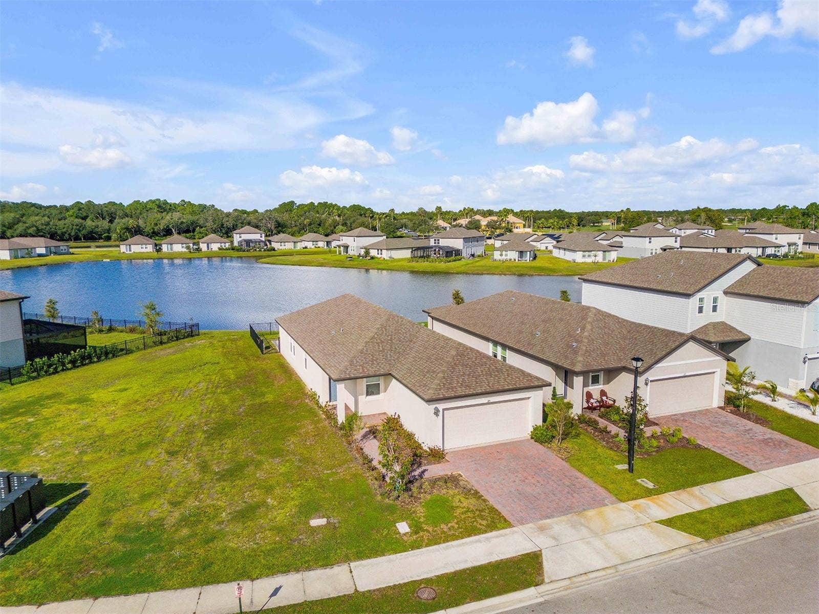 145 LINKS TERRACE BOULEVARD, Daytona Beach, FL 32124 Large sideyard