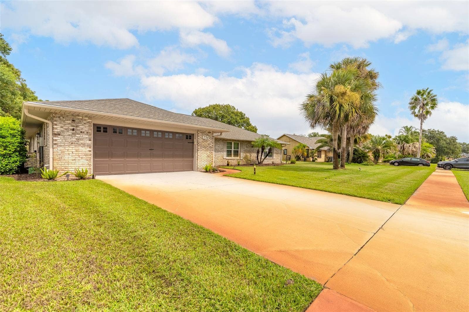 754 PELICAN BAY DRIVE, Daytona Beach, FL 32119 754 PELICAN BAY DRIVE, Daytona Beach, FL 32119