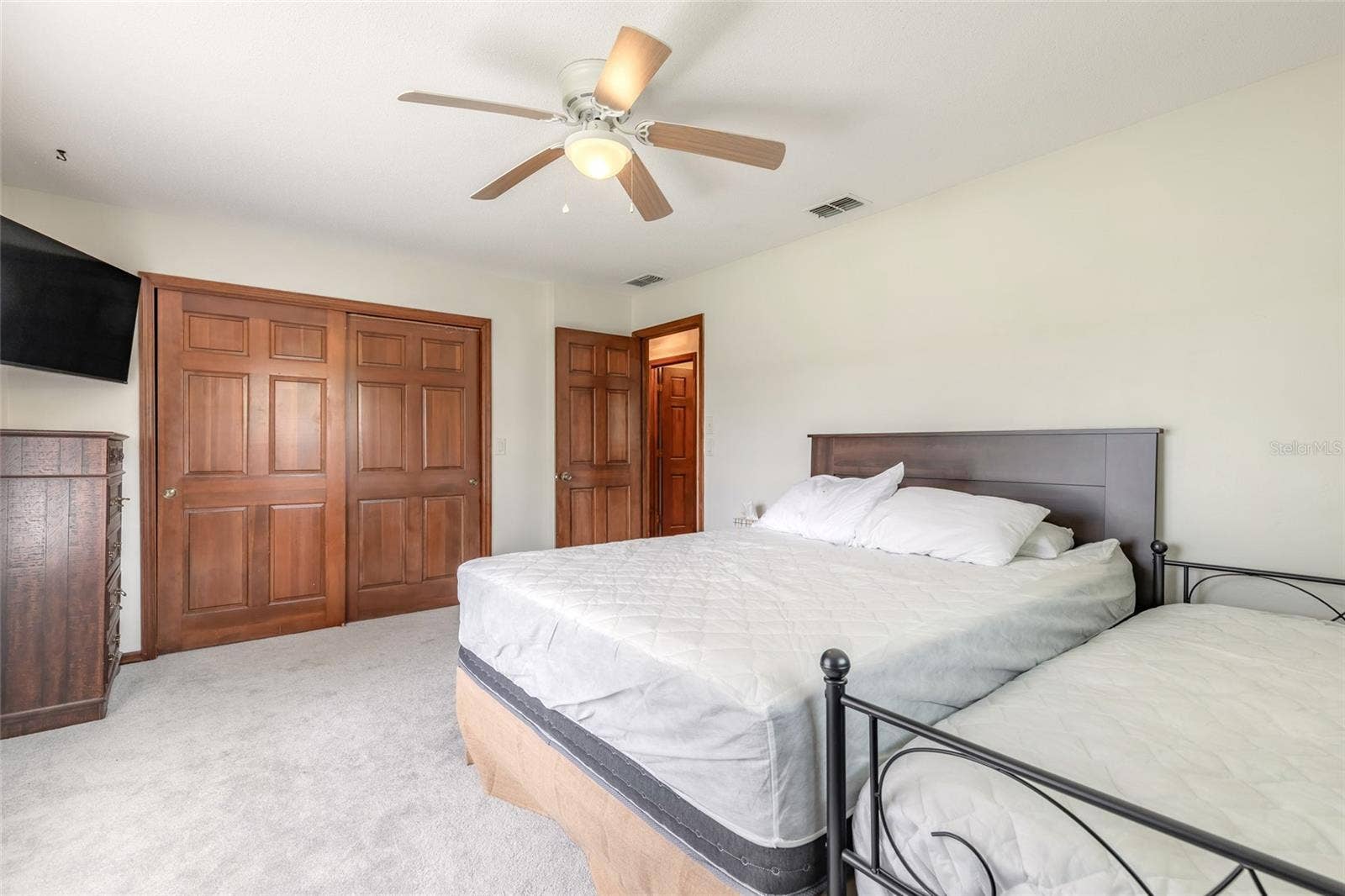 754 PELICAN BAY DRIVE, Daytona Beach, FL 32119 754 PELICAN BAY DRIVE, Daytona Beach, FL 32119
