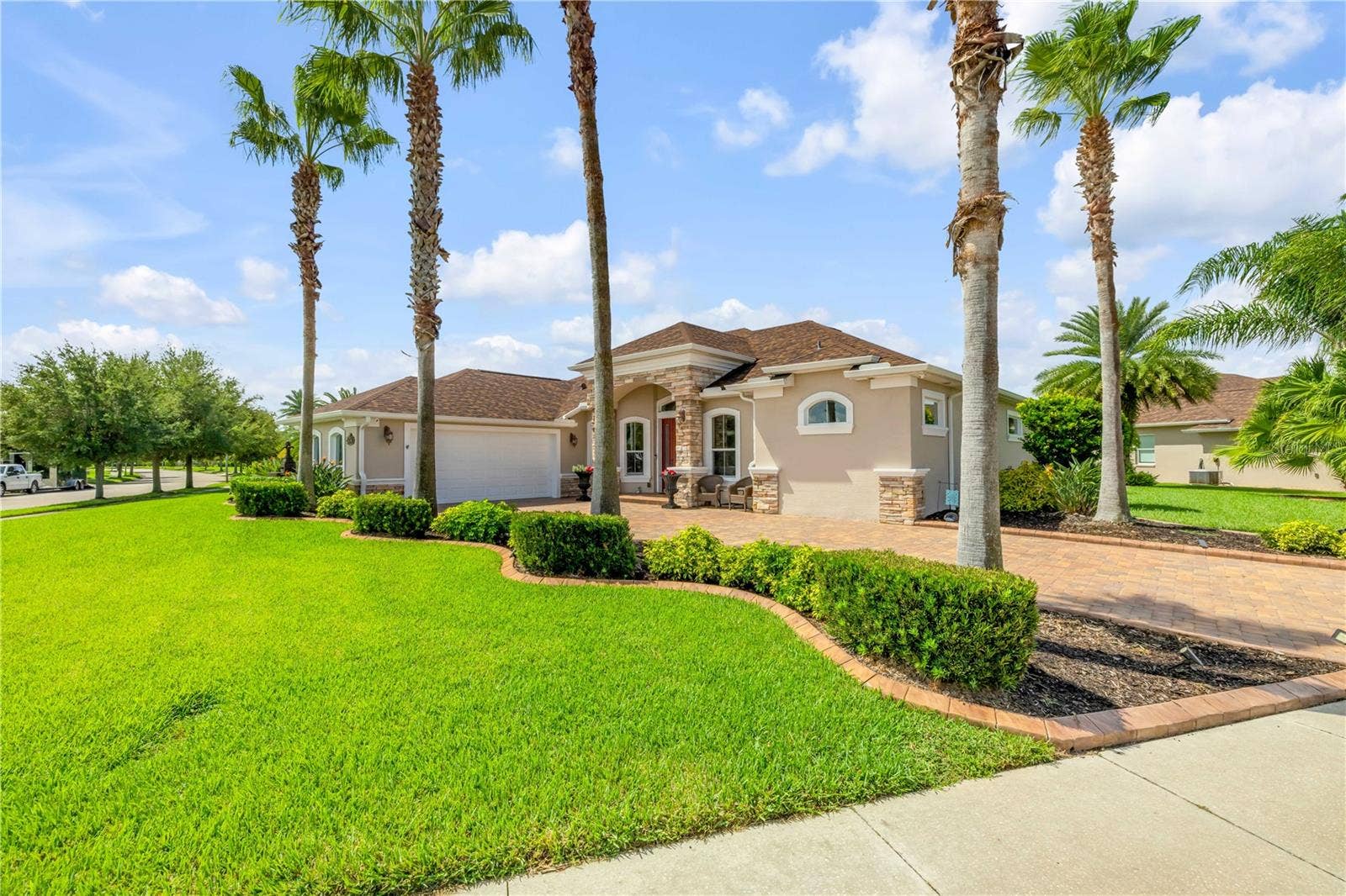 574 LUNA BELLA LANE, New Smyrna Beach, FL 32168