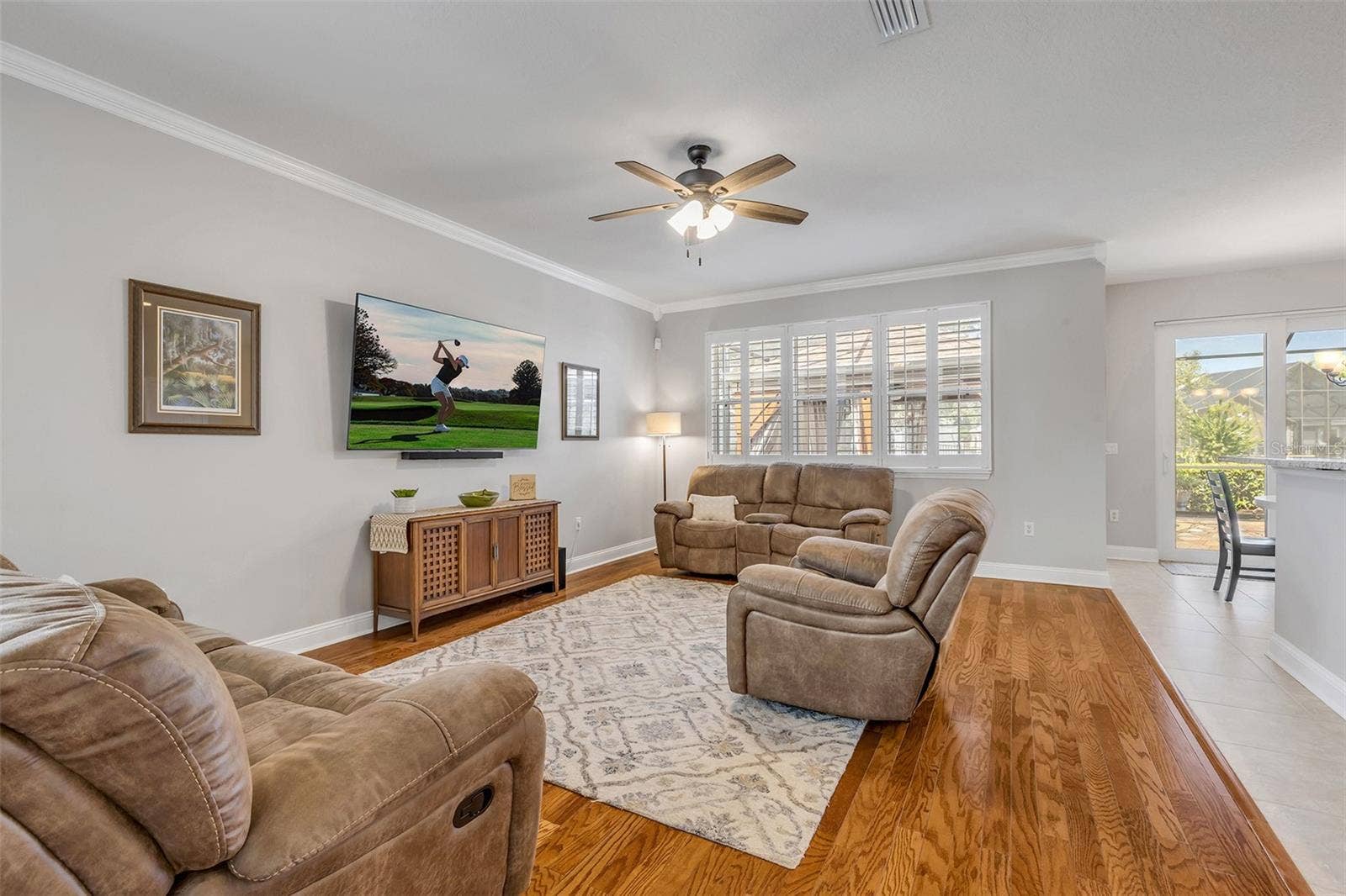 190 EKANA CIRCLE, Daytona Beach, FL 32124 Back Family Room