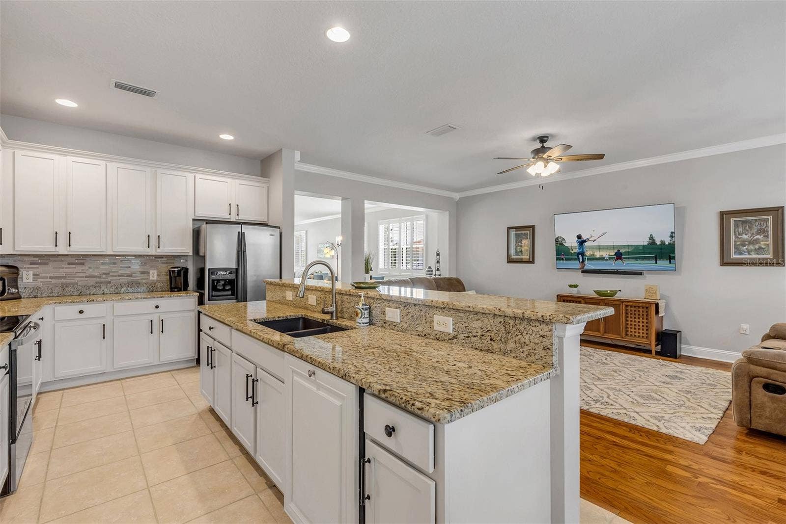190 EKANA CIRCLE, Daytona Beach, FL 32124 Kitchen