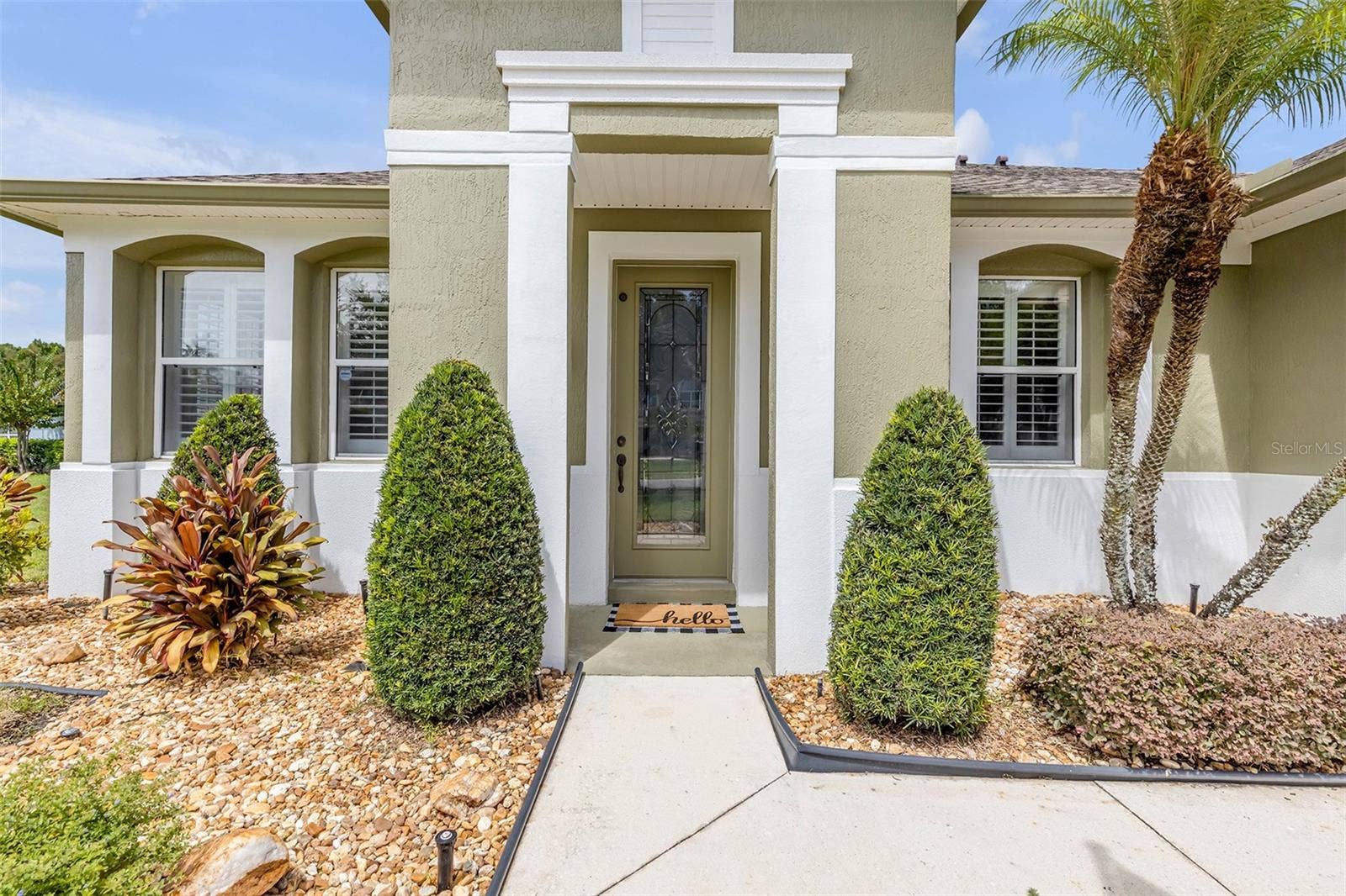 190 EKANA CIRCLE, Daytona Beach, FL 32124 Front entry