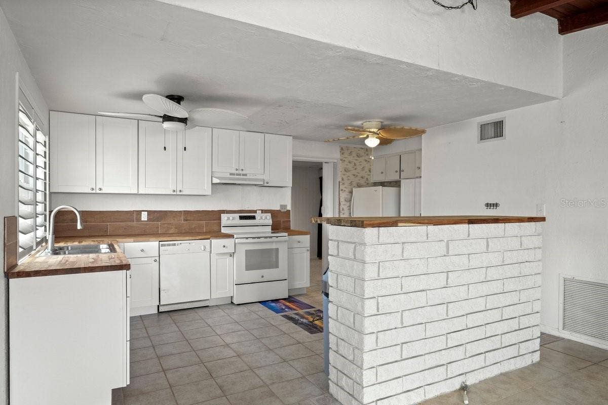 3 OCEAN EDGE DRIVE, Ormond Beach, FL 32176 3 OCEAN EDGE DRIVE, Ormond Beach, FL 32176