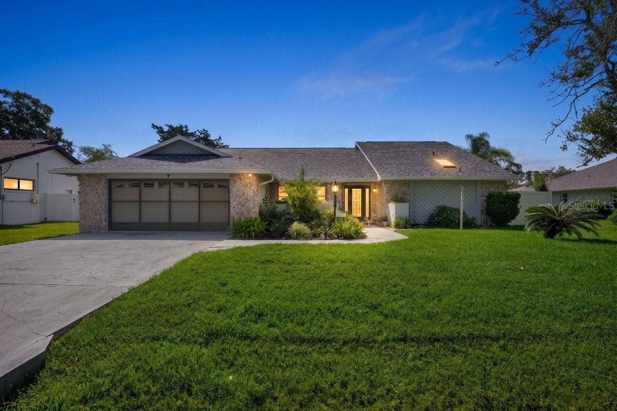 7 FOLCROFT LANE, Palm Coast, FL 32137 7 FOLCROFT LANE, Palm Coast, FL 32137