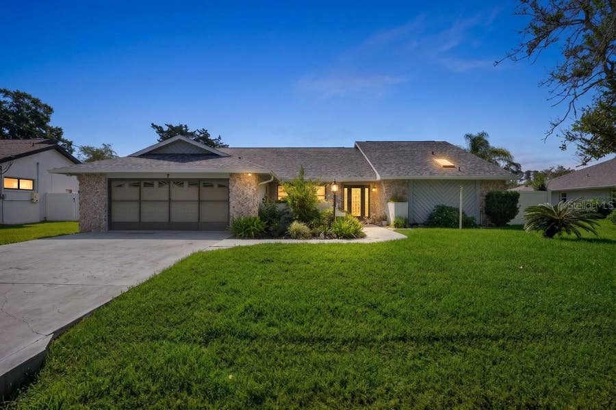 Property photo for 7 FOLCROFT LANE, Palm Coast, FL