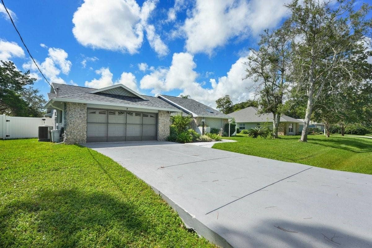 7 FOLCROFT LANE, Palm Coast, FL 32137 7 FOLCROFT LANE, Palm Coast, FL 32137