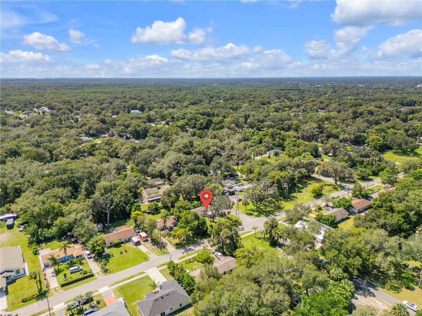 1402 E VOORHIS AVENUE, Deland, FL 32724 1402 E VOORHIS AVENUE, Deland, FL 32724