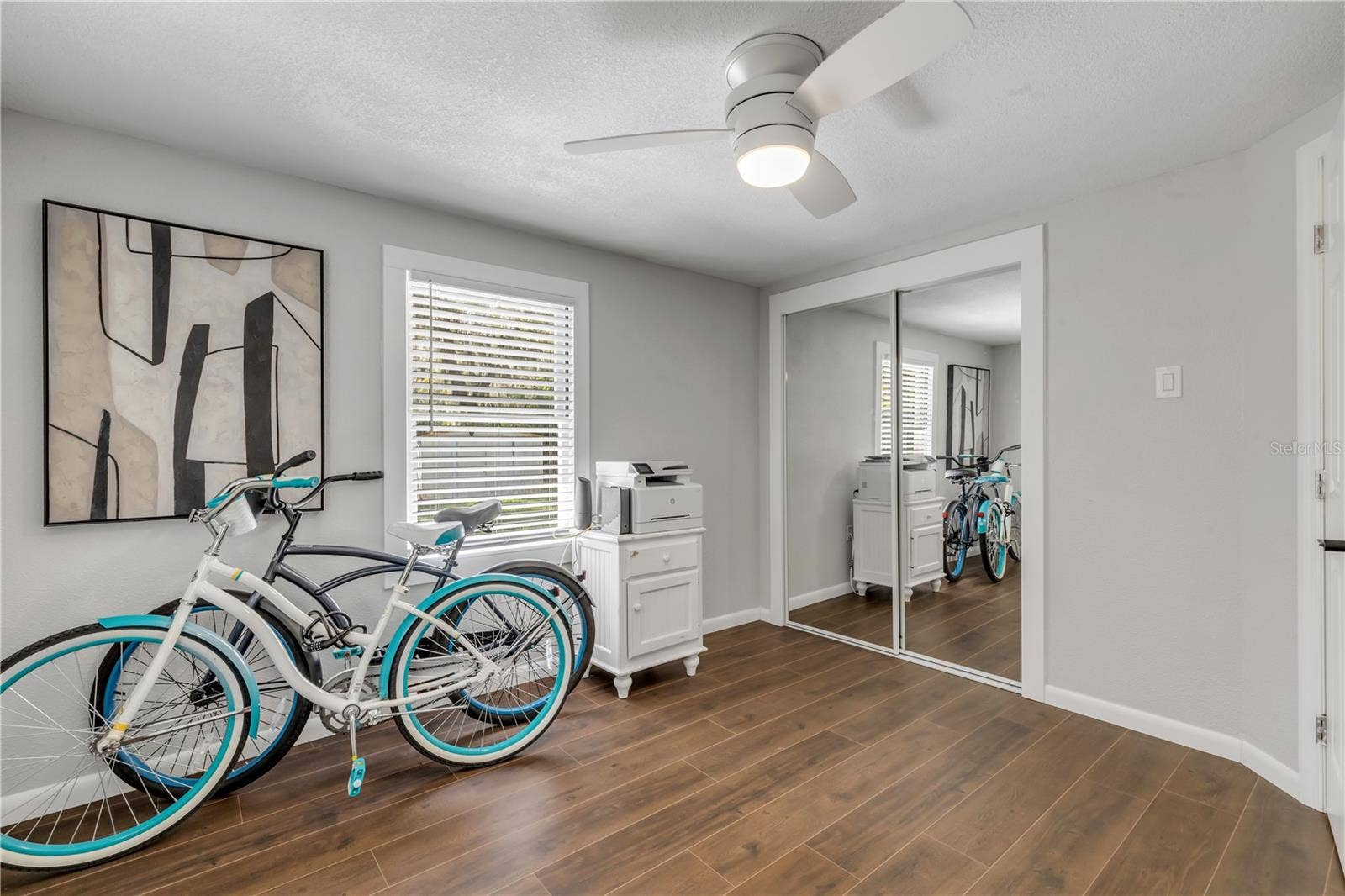 1402 E VOORHIS AVENUE, Deland, FL 32724 1402 E VOORHIS AVENUE, Deland, FL 32724