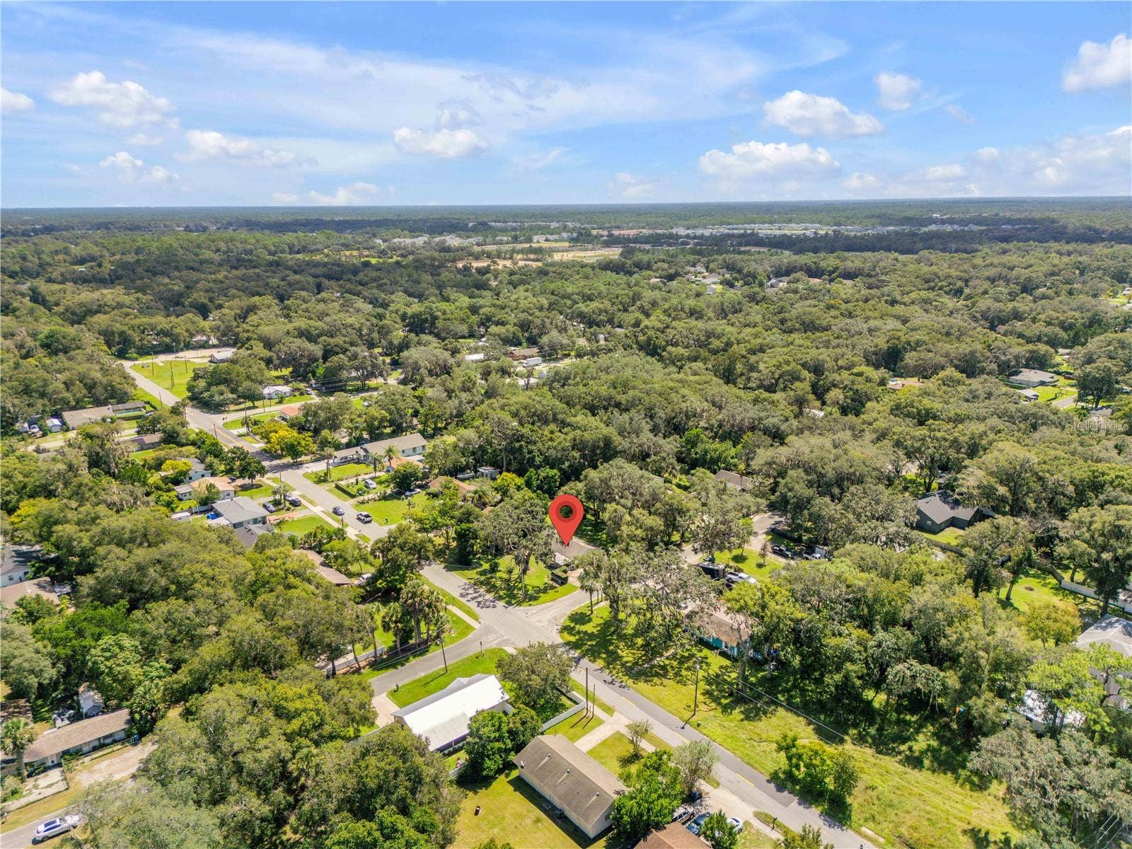 1402 E VOORHIS AVENUE, Deland, FL 32724 1402 E VOORHIS AVENUE, Deland, FL 32724