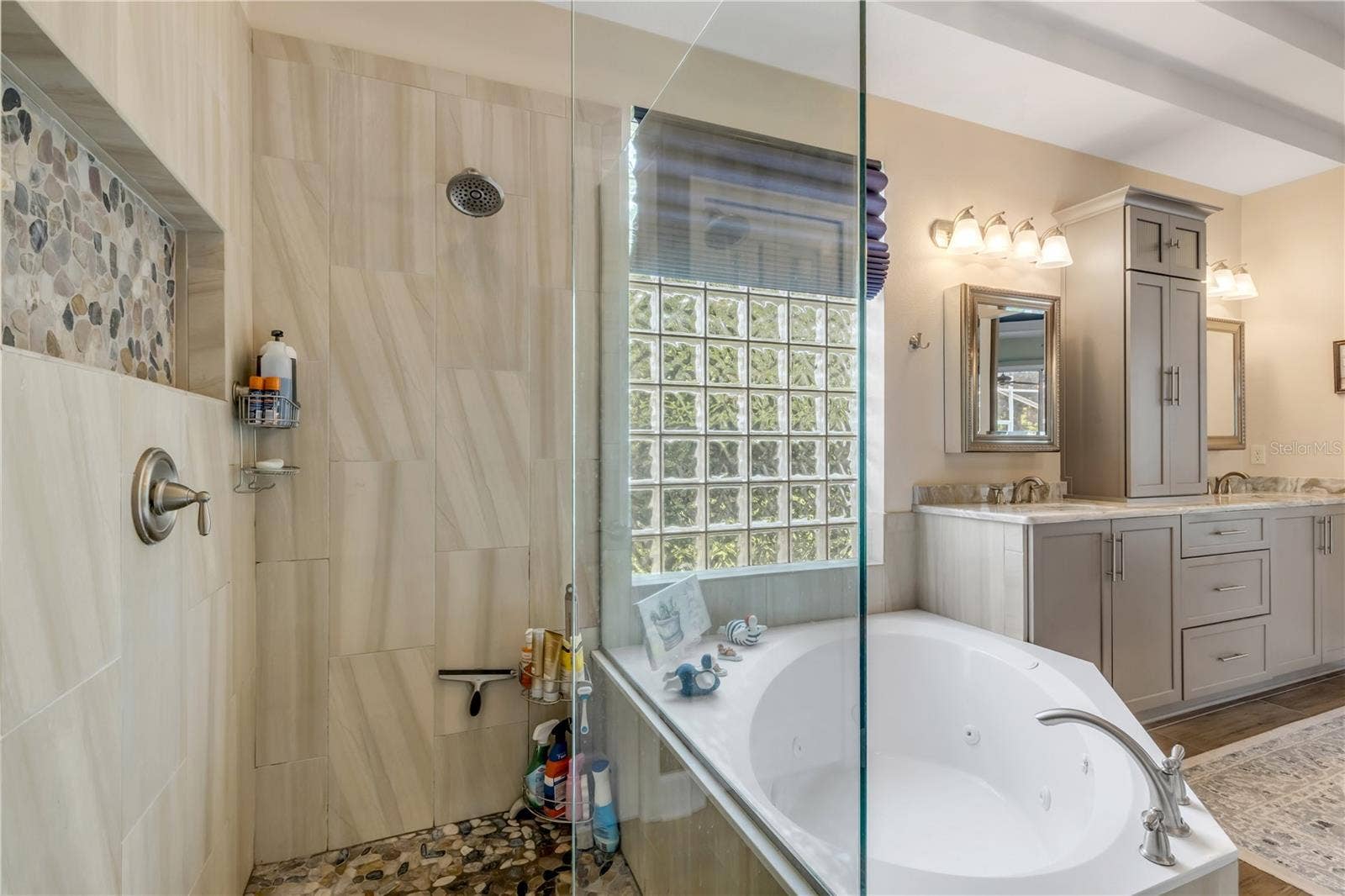 1031 HAMPSTEAD LANE, Ormond Beach, FL 32174 1031 HAMPSTEAD LANE, Ormond Beach, FL 32174