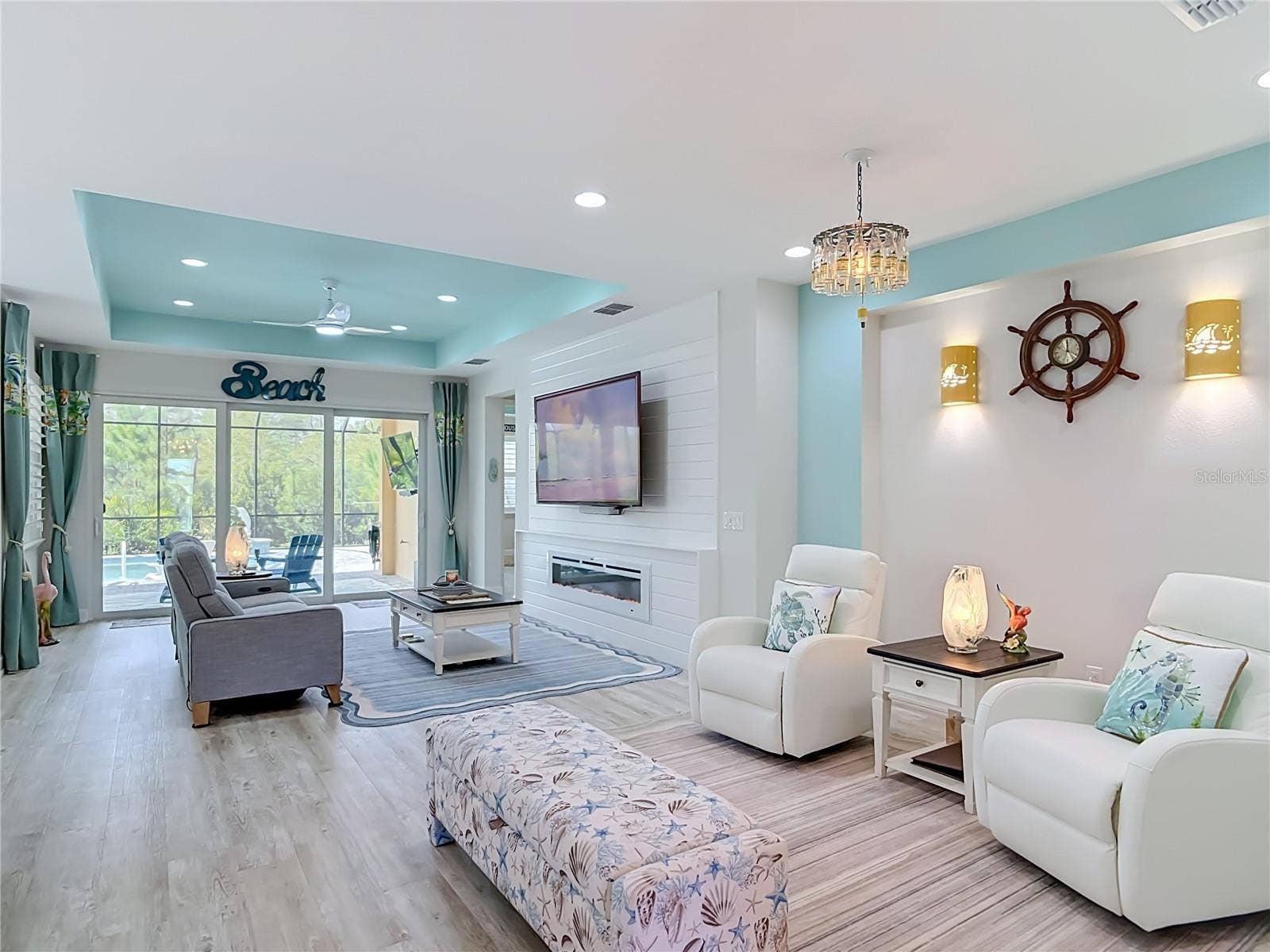 213 BLUE STARFISH PLACE, Daytona Beach, FL 32124 Family Room