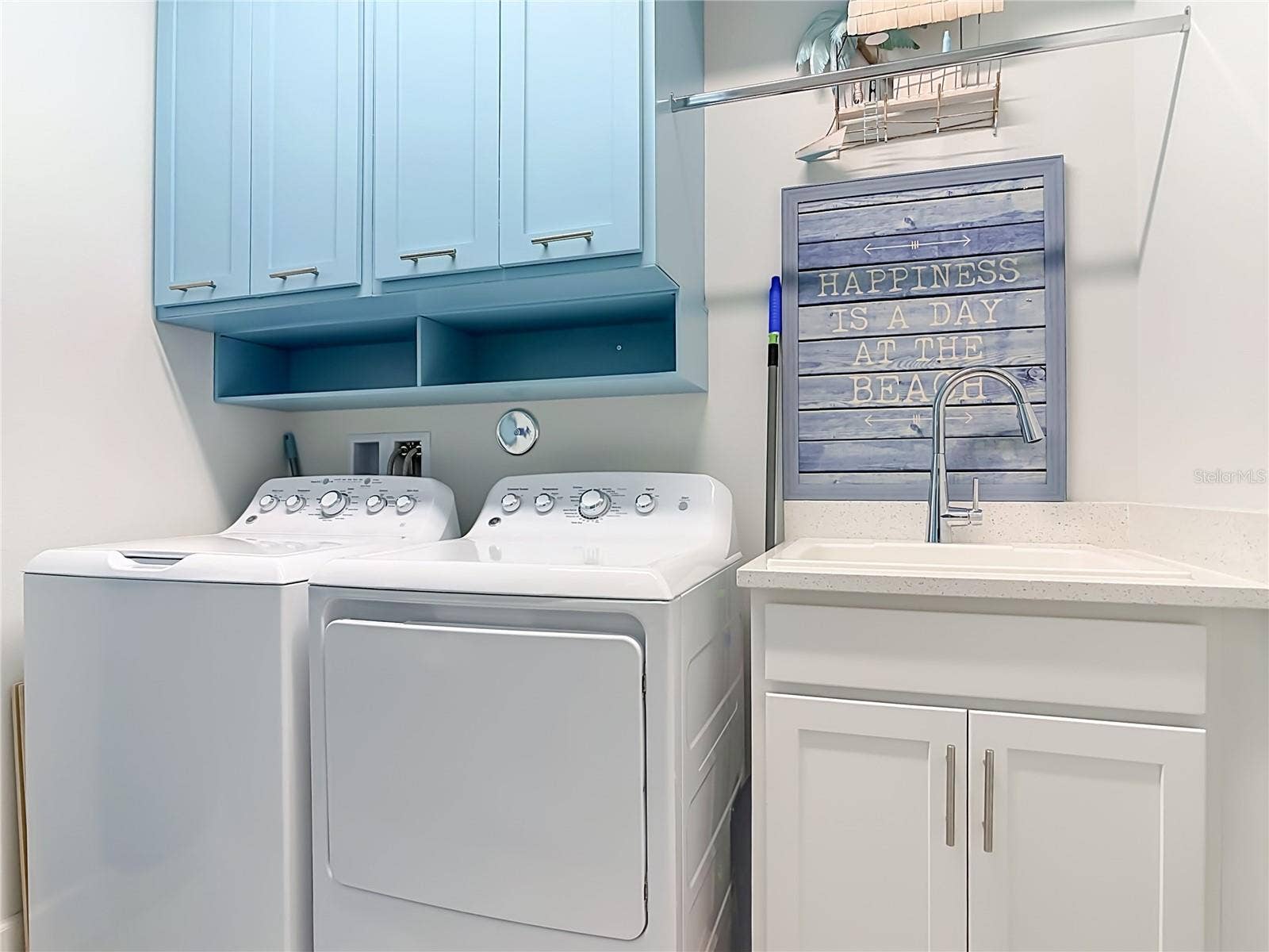 213 BLUE STARFISH PLACE, Daytona Beach, FL 32124 Laundry Room