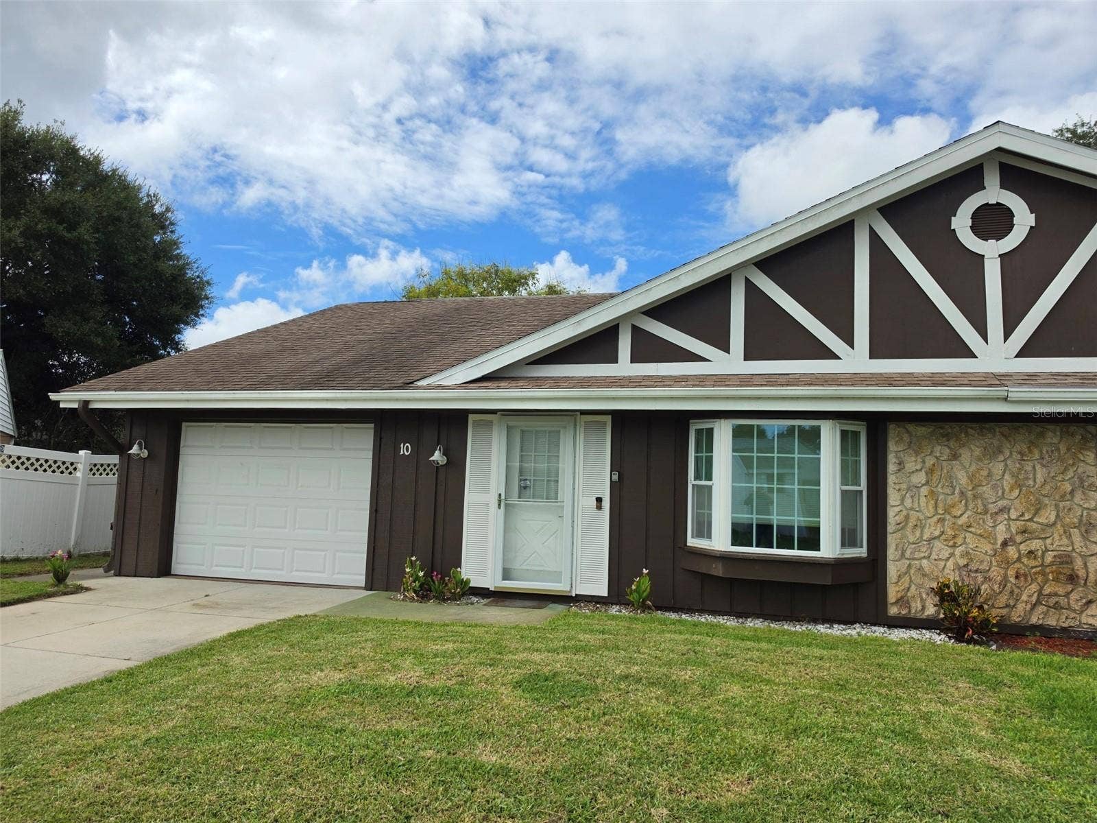 10 EAGLE LANE, New Smyrna Beach, FL 32168