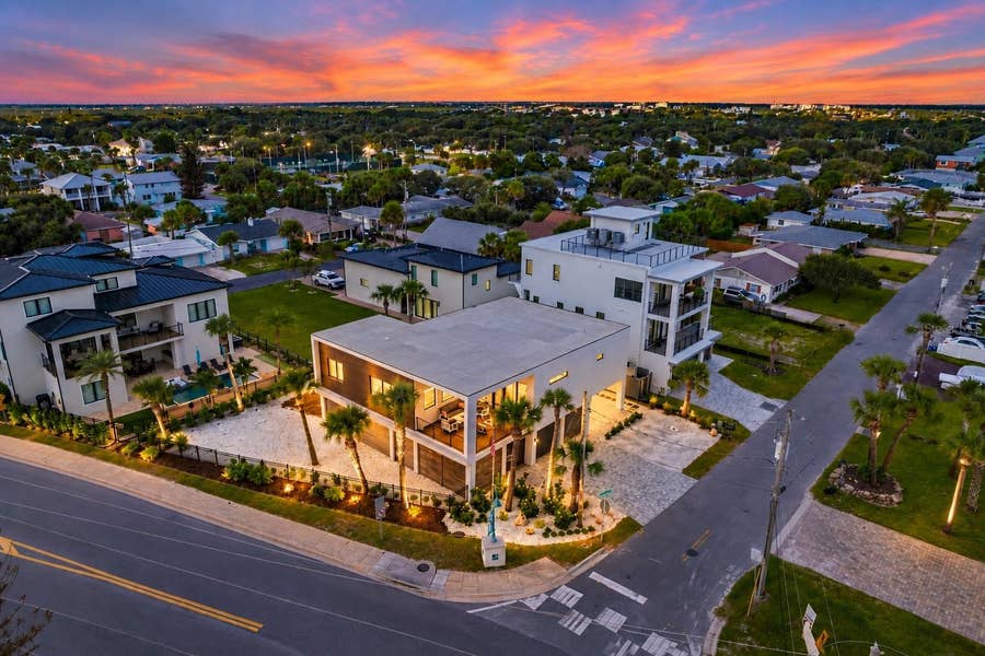 Property photo for 429 COLUMBUS AVENUE, New Smyrna Beach, FL