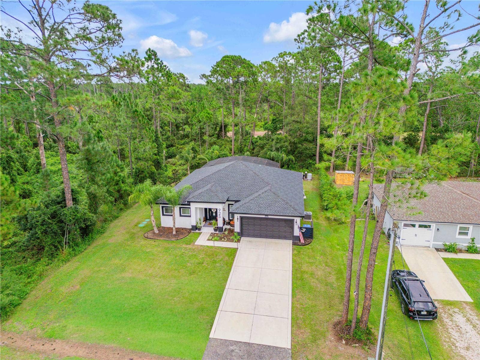 925 11TH AVENUE, Deland, FL 32724 925 11TH AVENUE, Deland, FL 32724