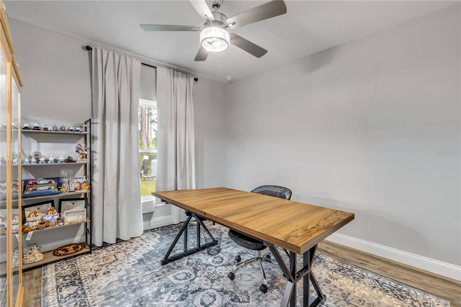 925 11TH AVENUE, Deland, FL 32724 925 11TH AVENUE, Deland, FL 32724