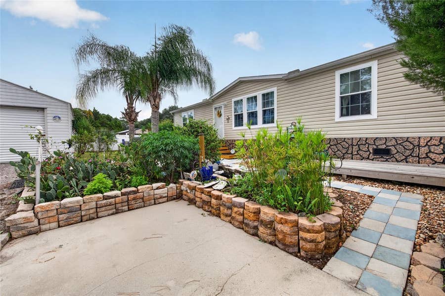Property photo for 375 BEEHIVE DRIVE, Oak Hill, FL