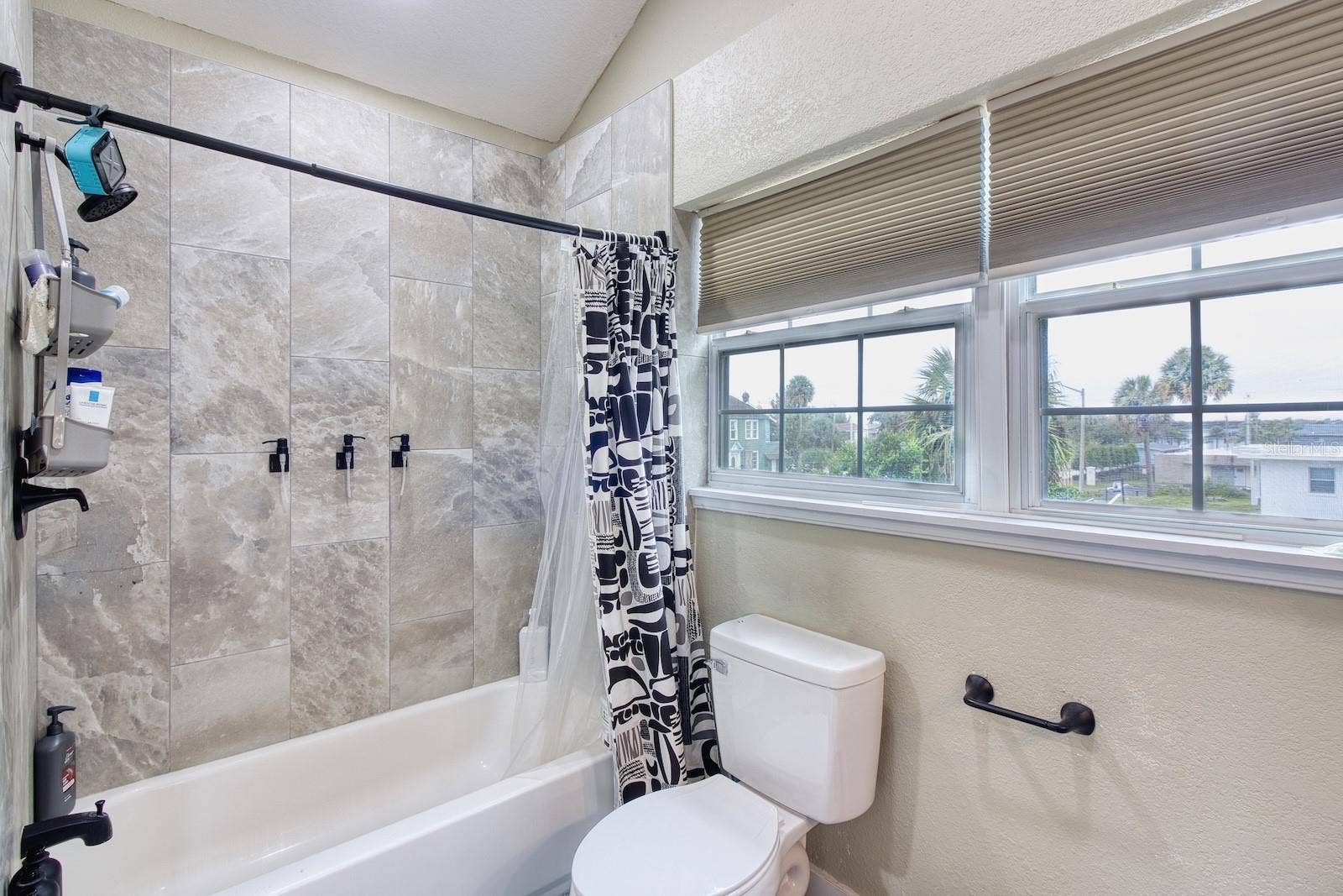 416 N PENINSULA DRIVE, Daytona Beach, FL 32118 416 N PENINSULA DRIVE, Daytona Beach, FL 32118