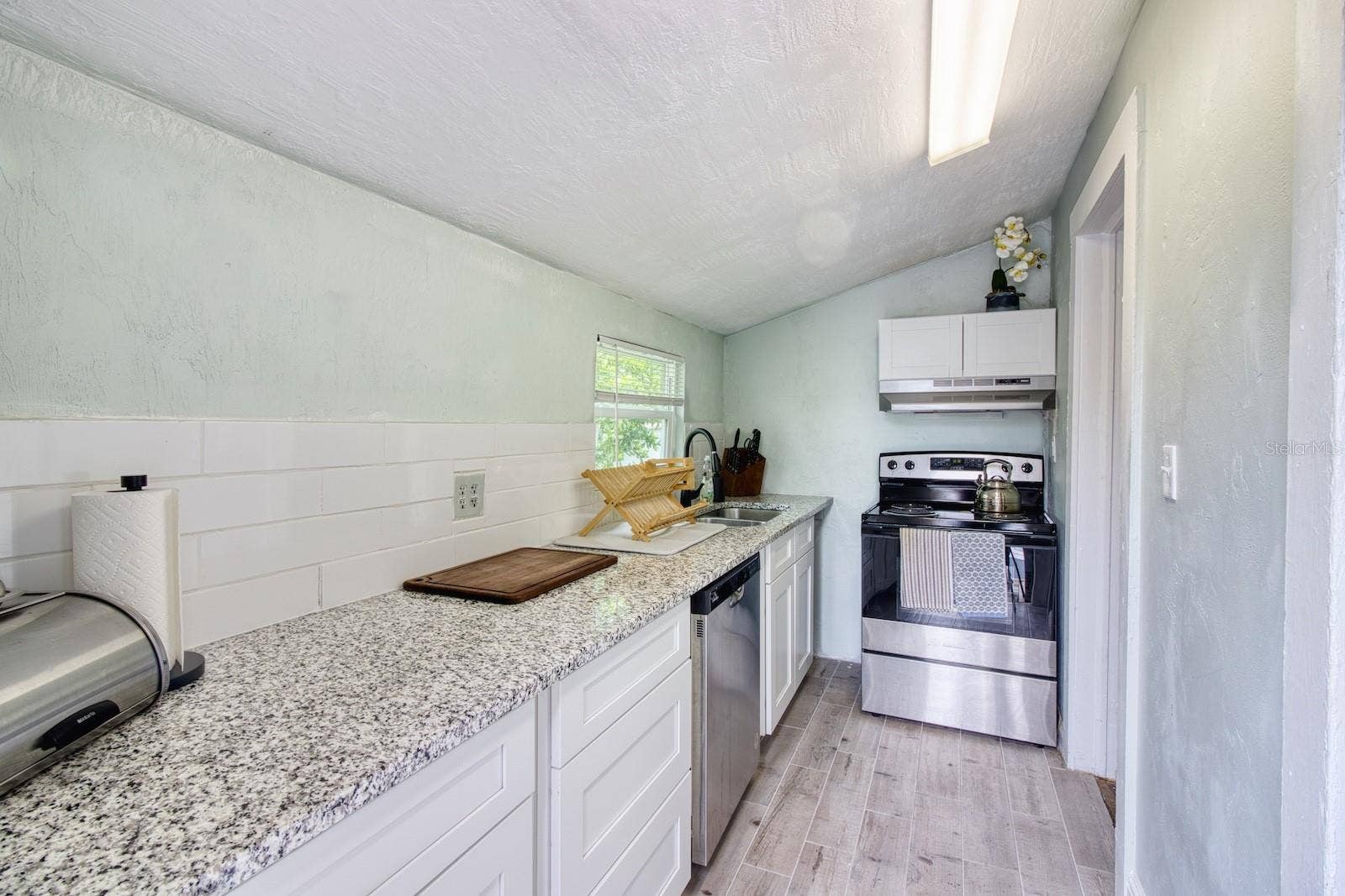 416 N PENINSULA DRIVE, Daytona Beach, FL 32118 416 N PENINSULA DRIVE, Daytona Beach, FL 32118