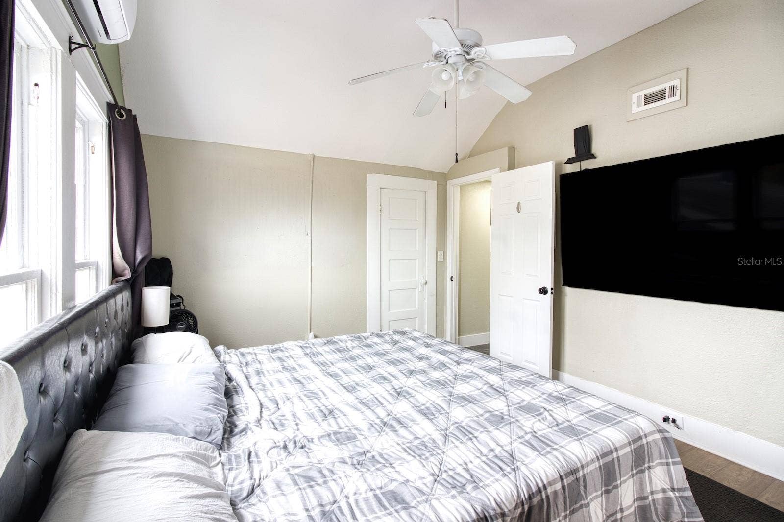 416 N PENINSULA DRIVE, Daytona Beach, FL 32118 416 N PENINSULA DRIVE, Daytona Beach, FL 32118