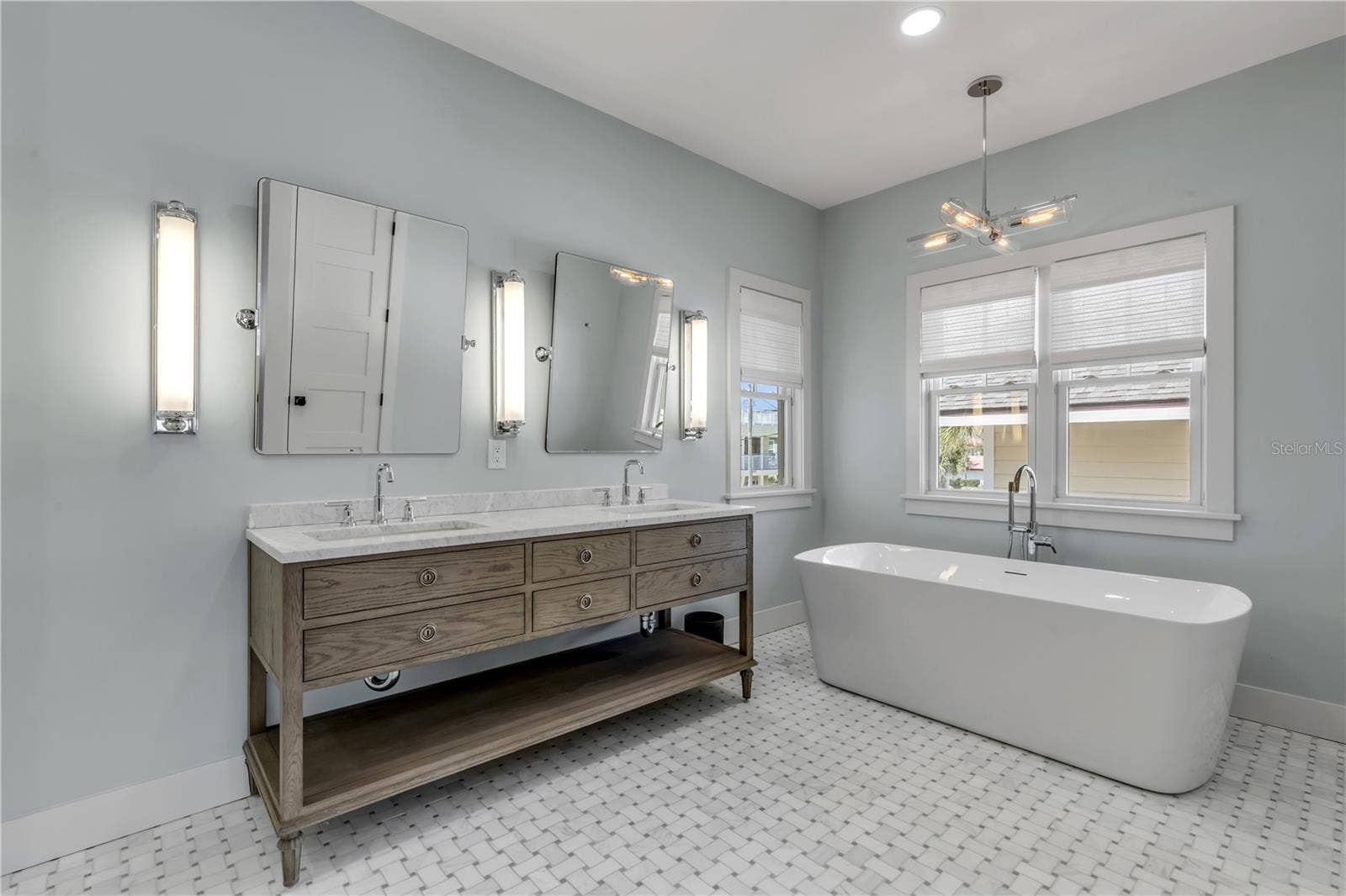 3111 HILL STREET, New Smyrna Beach, FL 32169 3111 HILL STREET, New Smyrna Beach, FL 32169