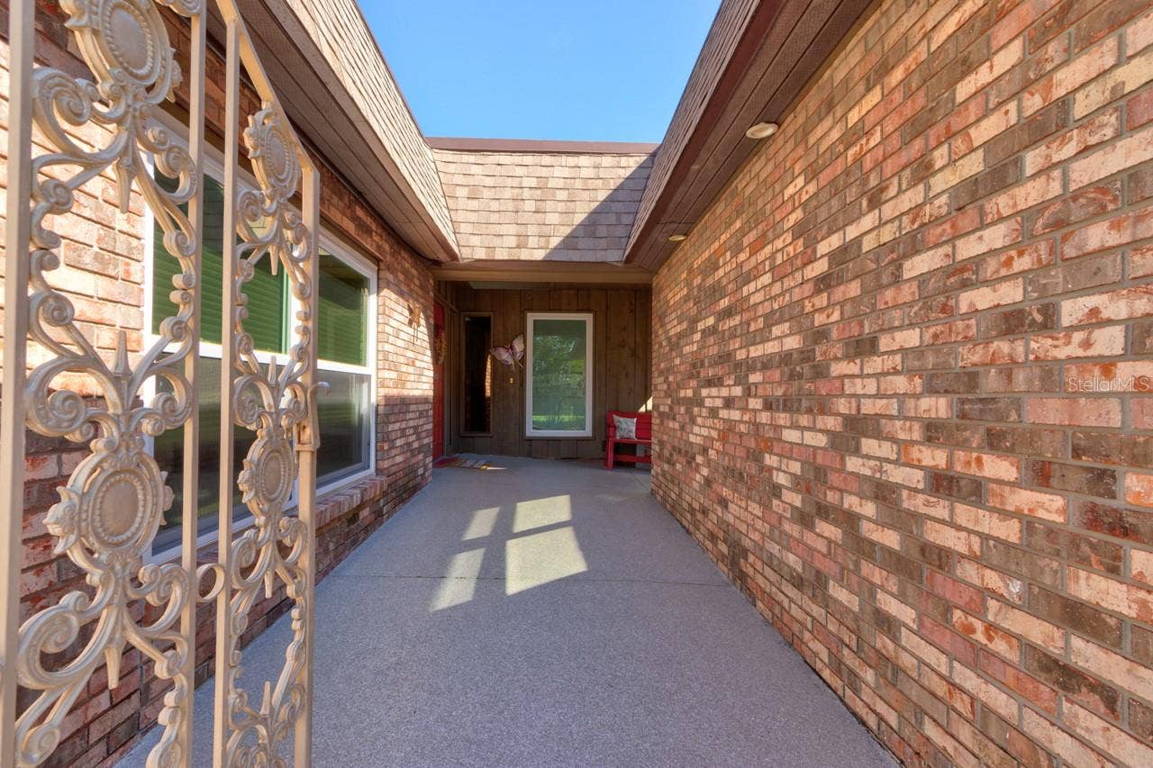 104 RIO PINAR DRIVE, Ormond Beach, FL 32174