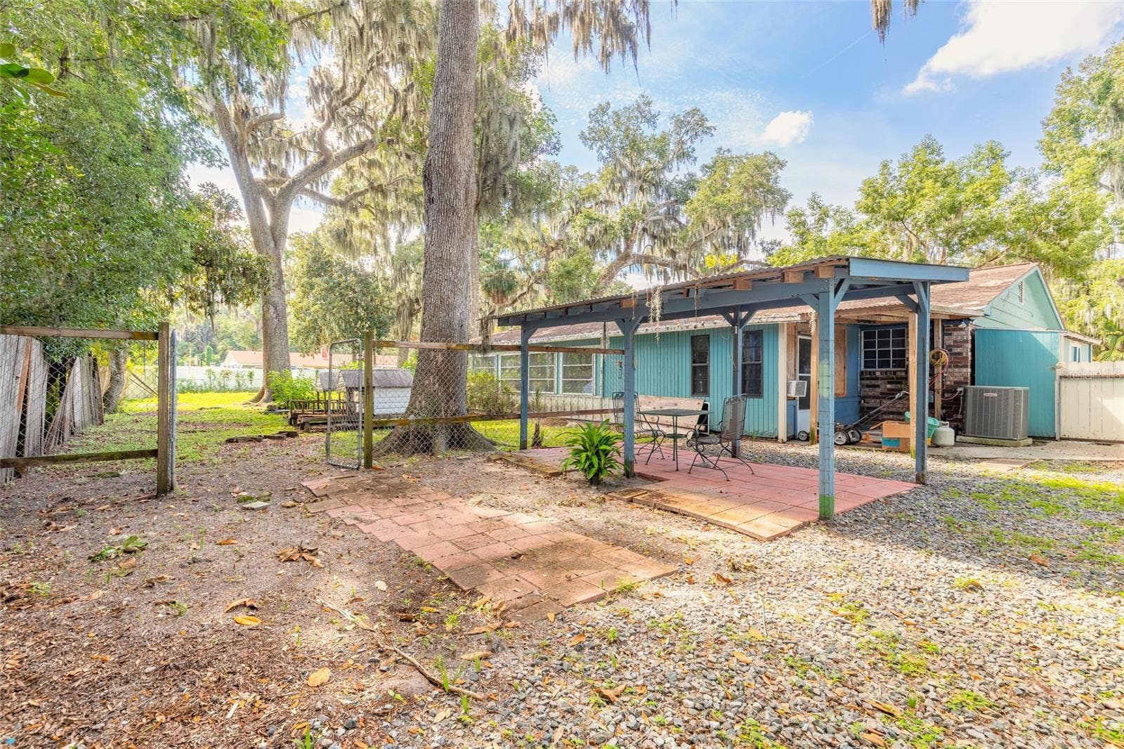 1225 VINE STREET, Daytona Beach, FL 32117