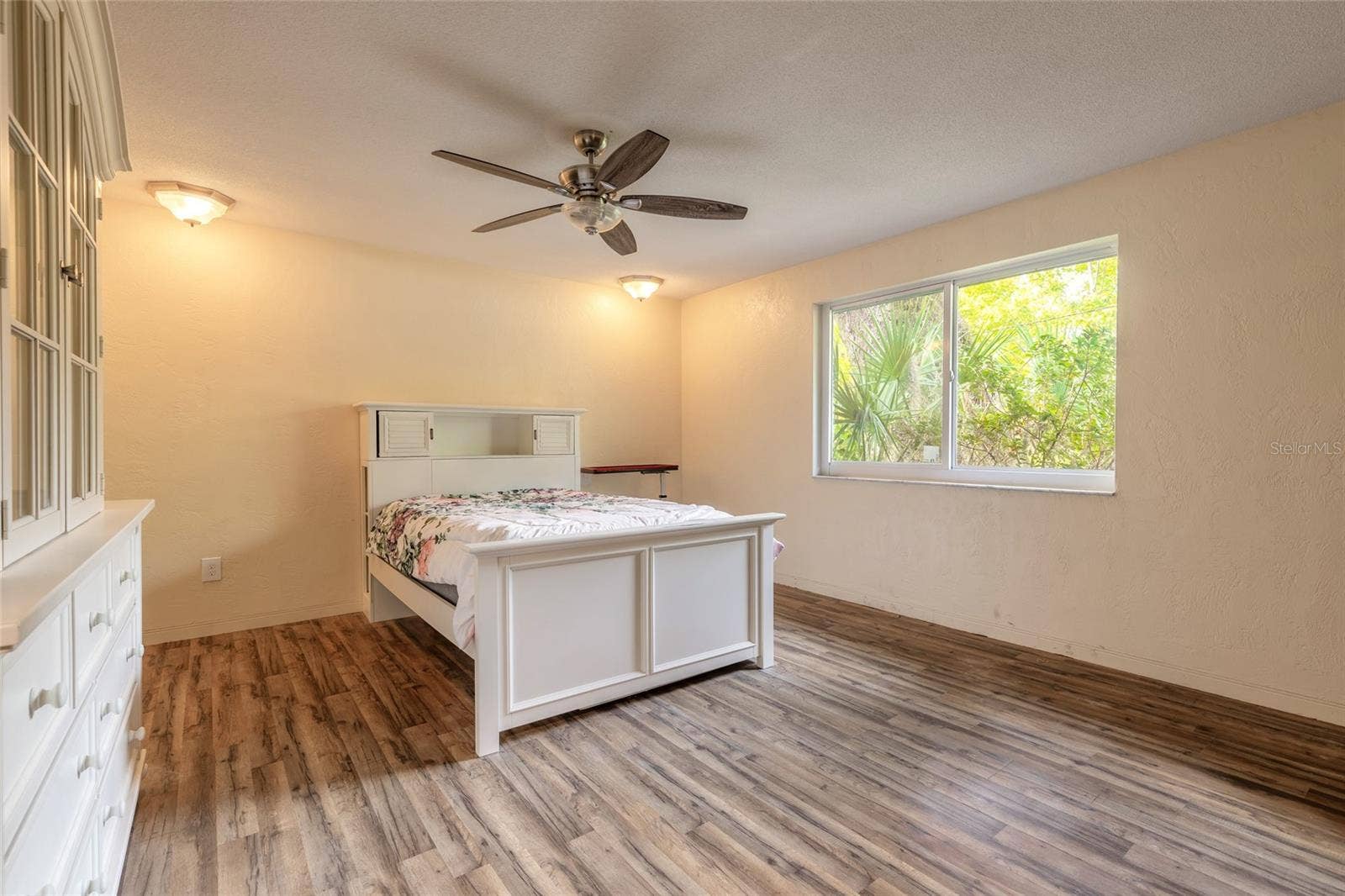 1225 VINE STREET, Daytona Beach, FL 32117