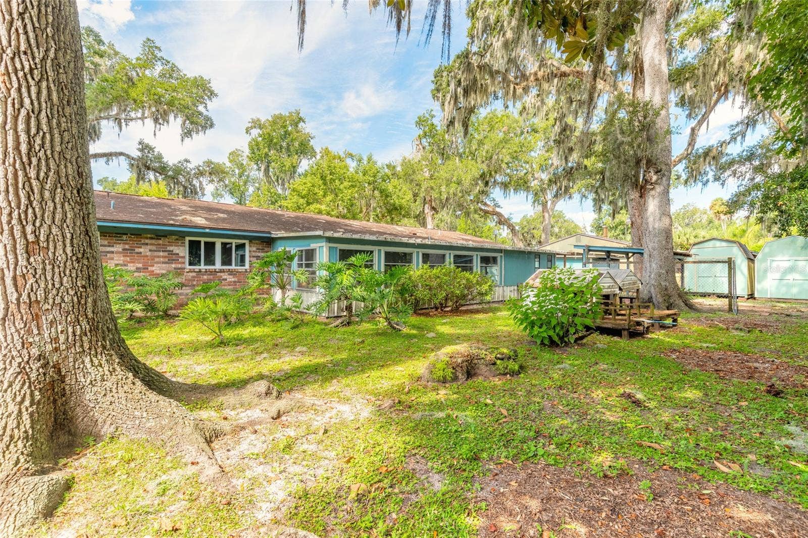 1225 VINE STREET, Daytona Beach, FL 32117