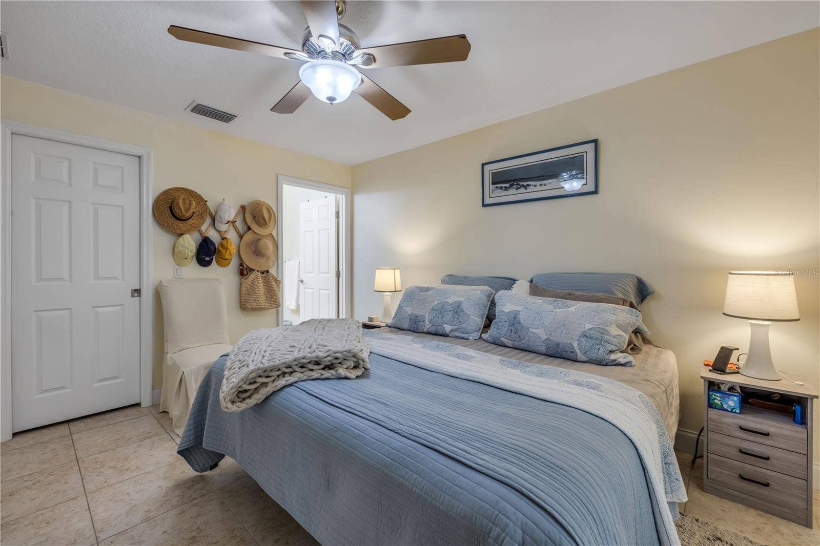 2293 HAWKS COVE CIRCLE, New Smyrna Beach, FL 32168 2293 HAWKS COVE CIRCLE, New Smyrna Beach, FL 32168
