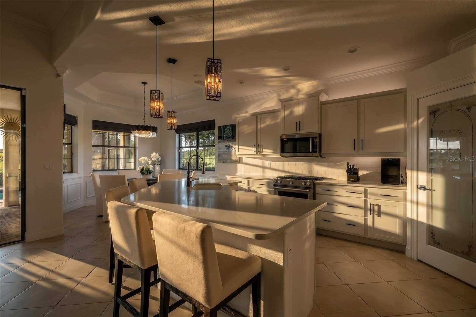 189 ASPEN WAY, Palm Coast, FL 32137 Morning light... coffee time.