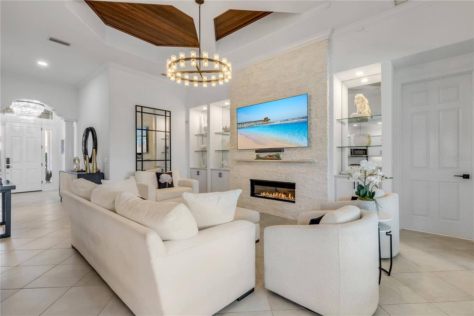 189 ASPEN WAY, Palm Coast, FL 32137 18 ft coffered ceilings