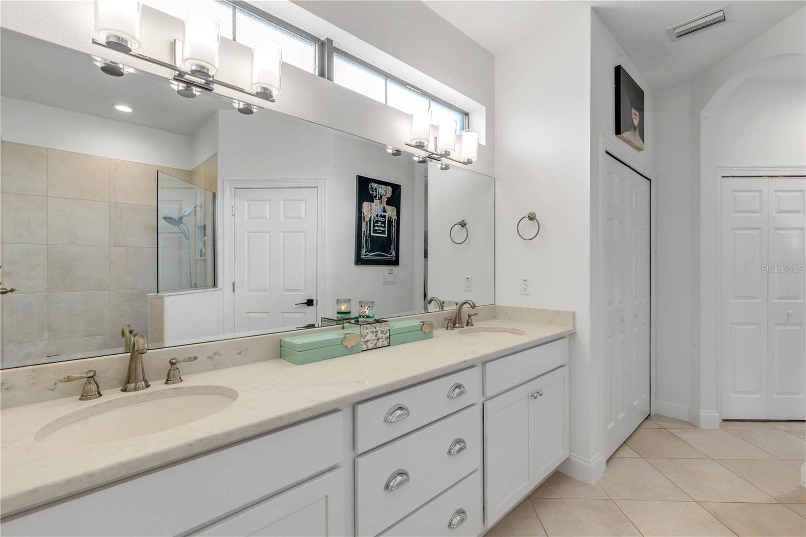 189 ASPEN WAY, Palm Coast, FL 32137 Dual vanity sinks
