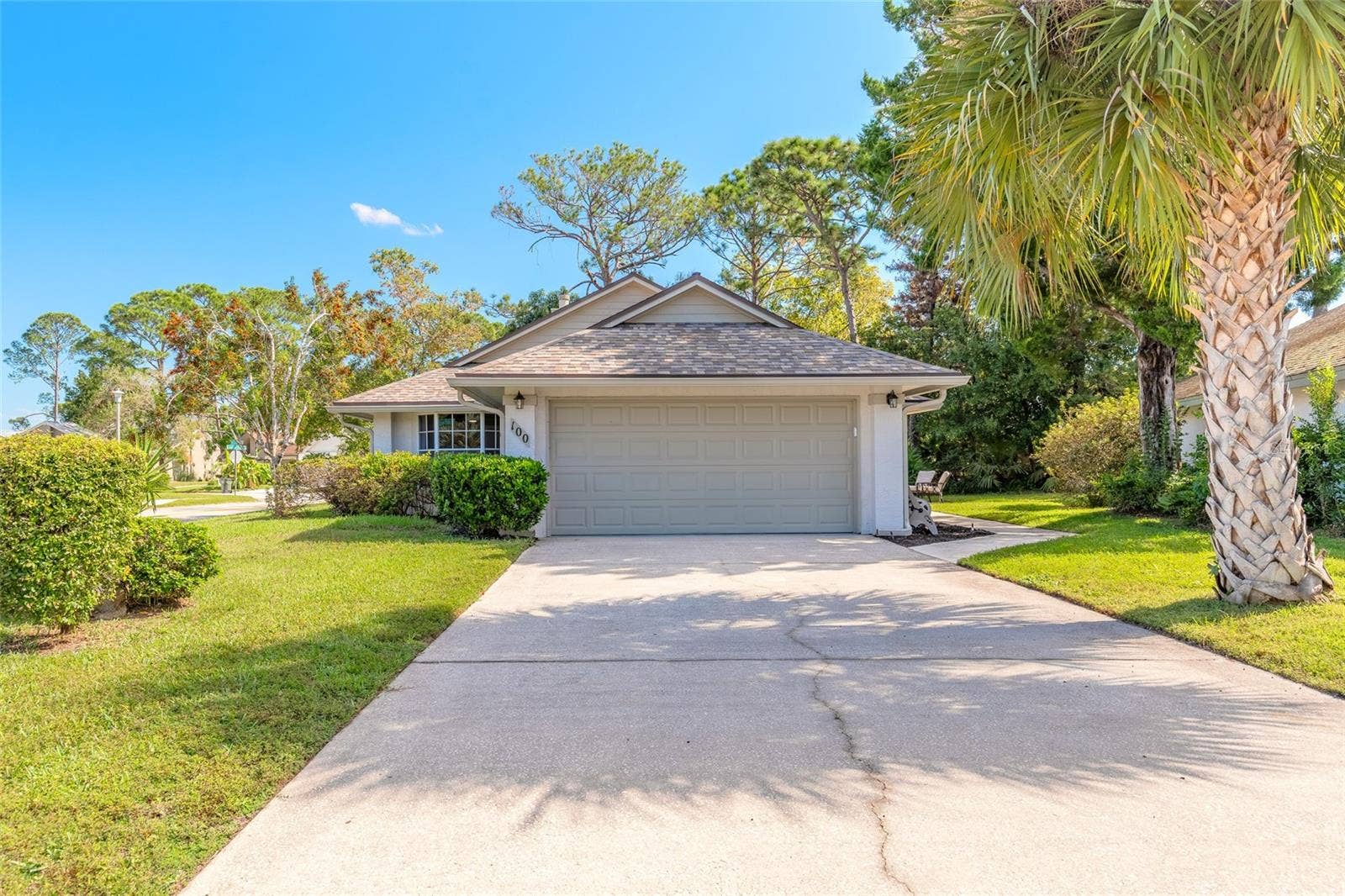 100 FIDDLESTICKS CIRCLE, Daytona Beach, FL 32114